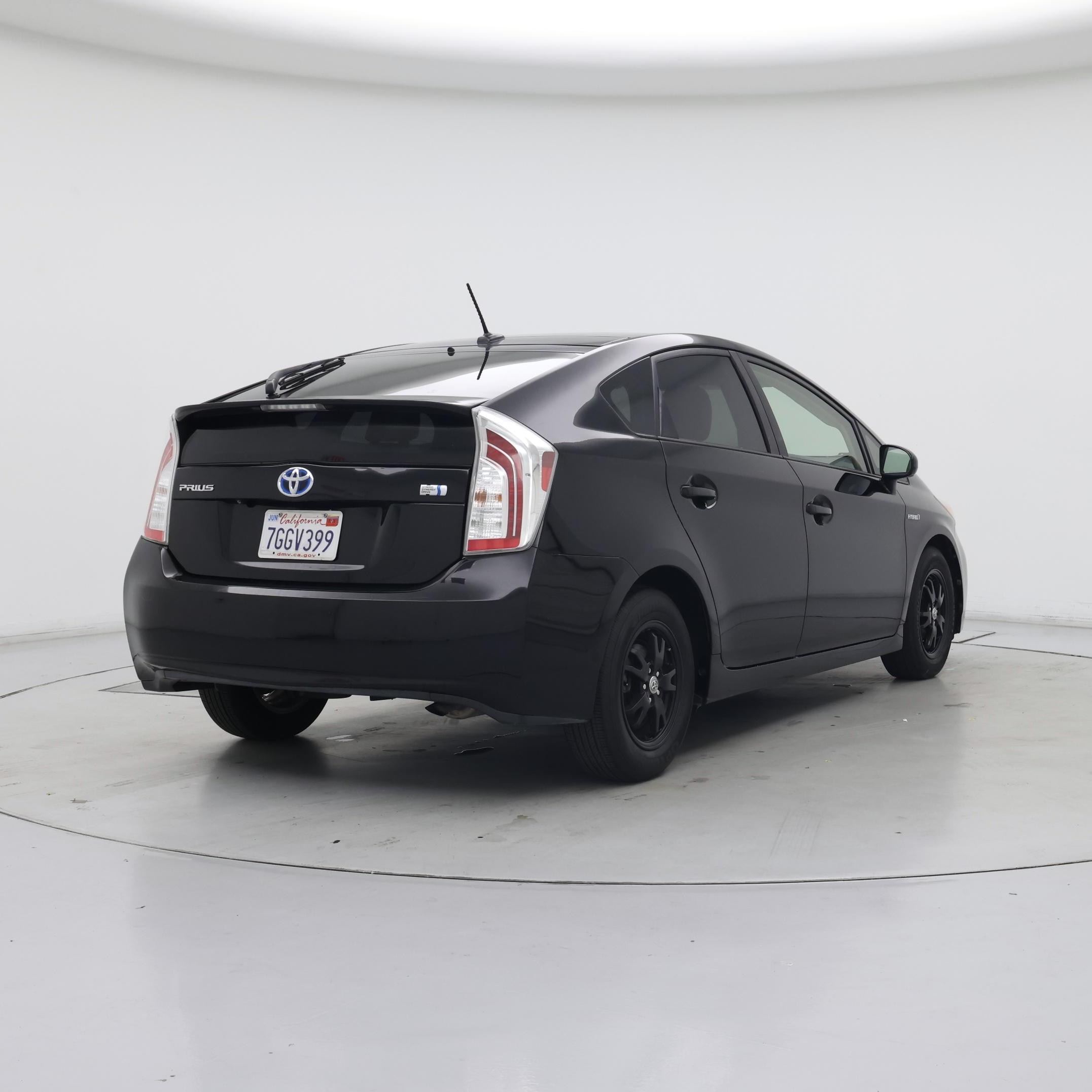 Thumbnail: 2014 Toyota Prius - 8