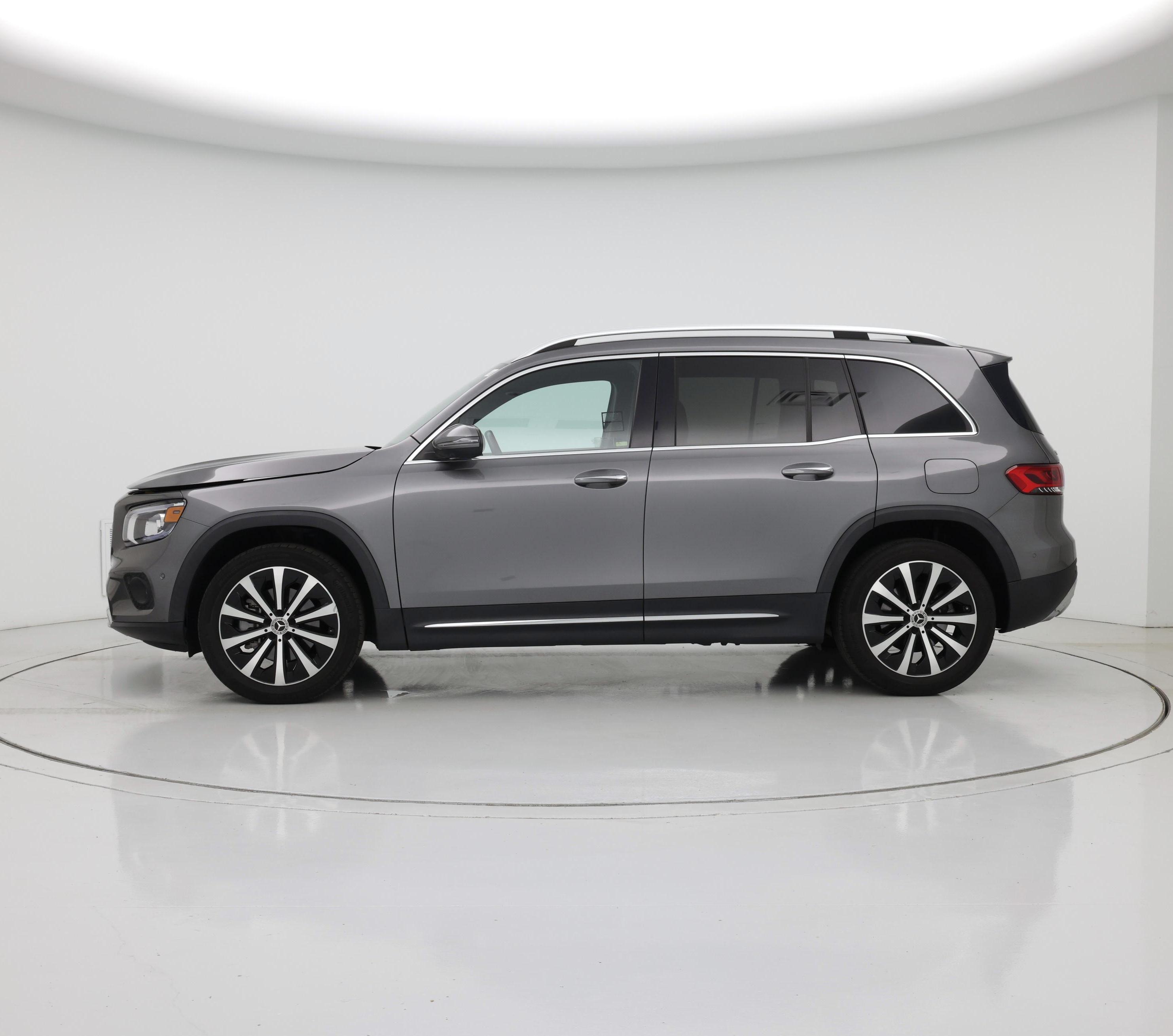 Thumbnail: 2022 Mercedes-Benz GLB - 3