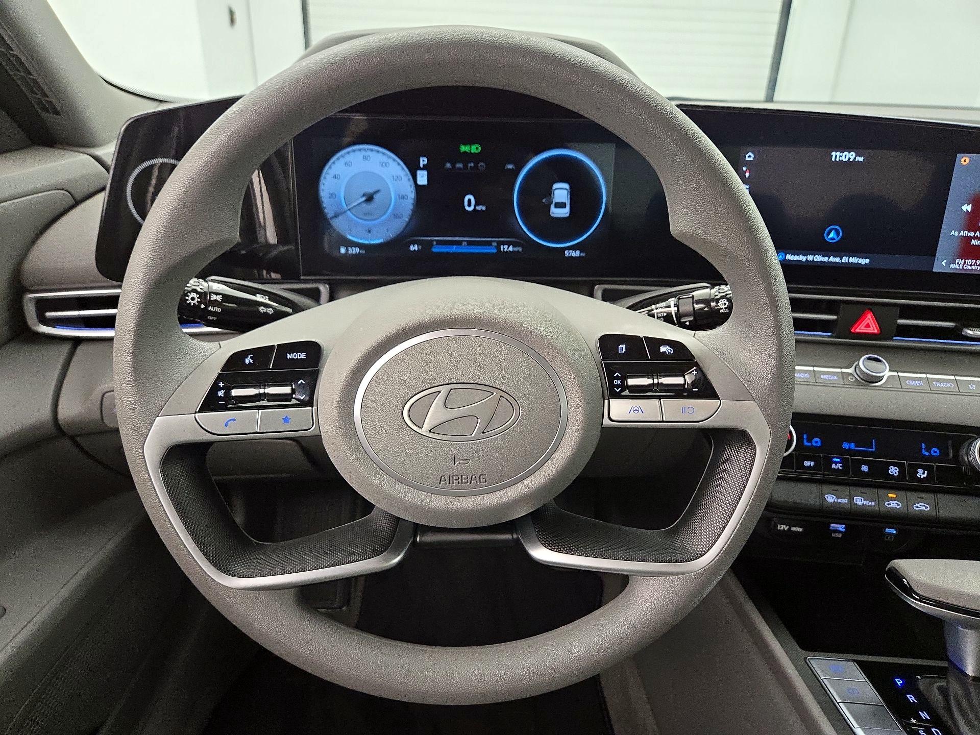 Thumbnail: 2024 Hyundai Elantra - 10