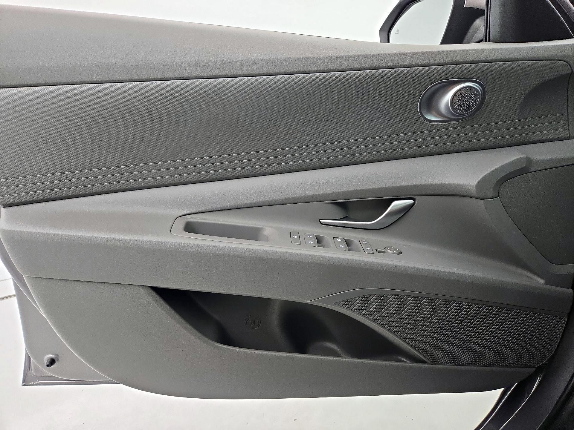 Thumbnail: 2024 Hyundai Elantra - 12