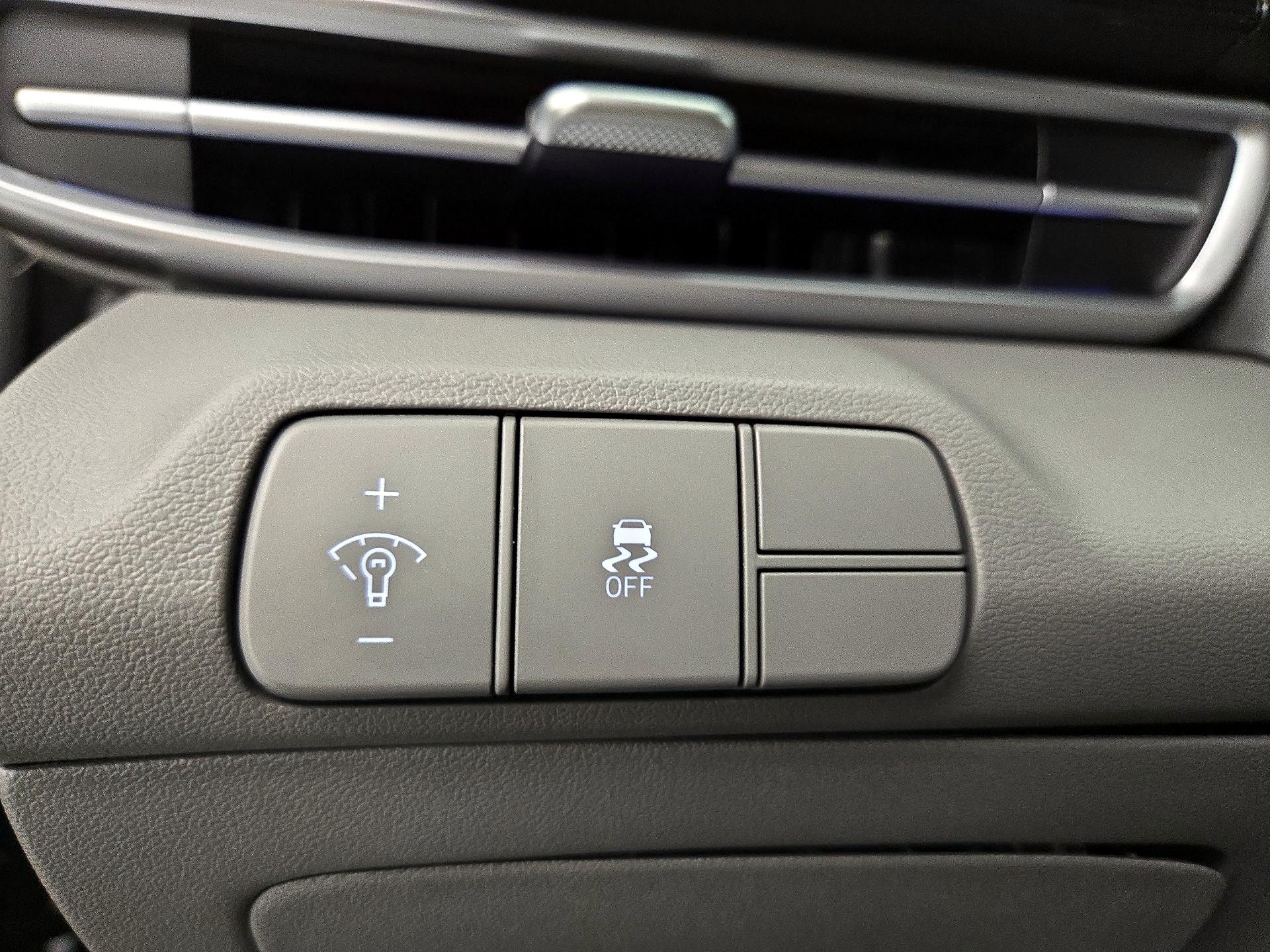 Thumbnail: 2024 Hyundai Elantra - 13