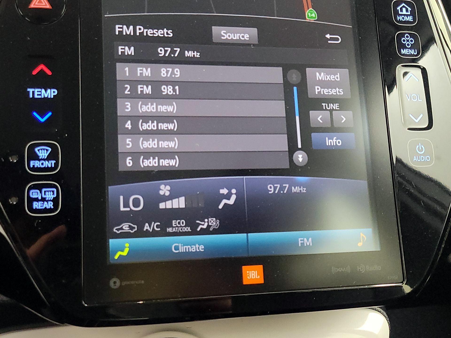 Thumbnail: 2019 Toyota Prius Prime - 16