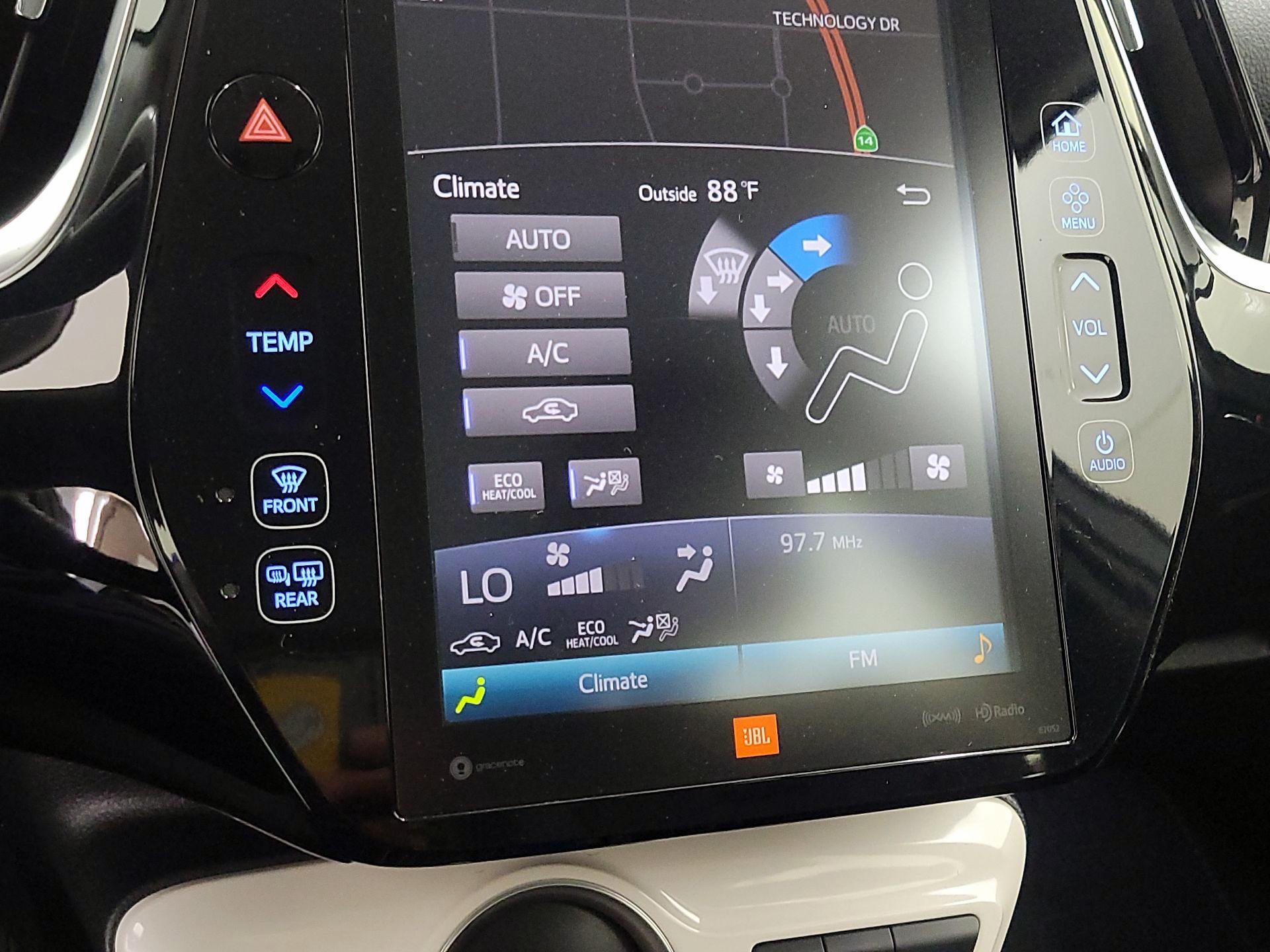 Thumbnail: 2019 Toyota Prius Prime - 17