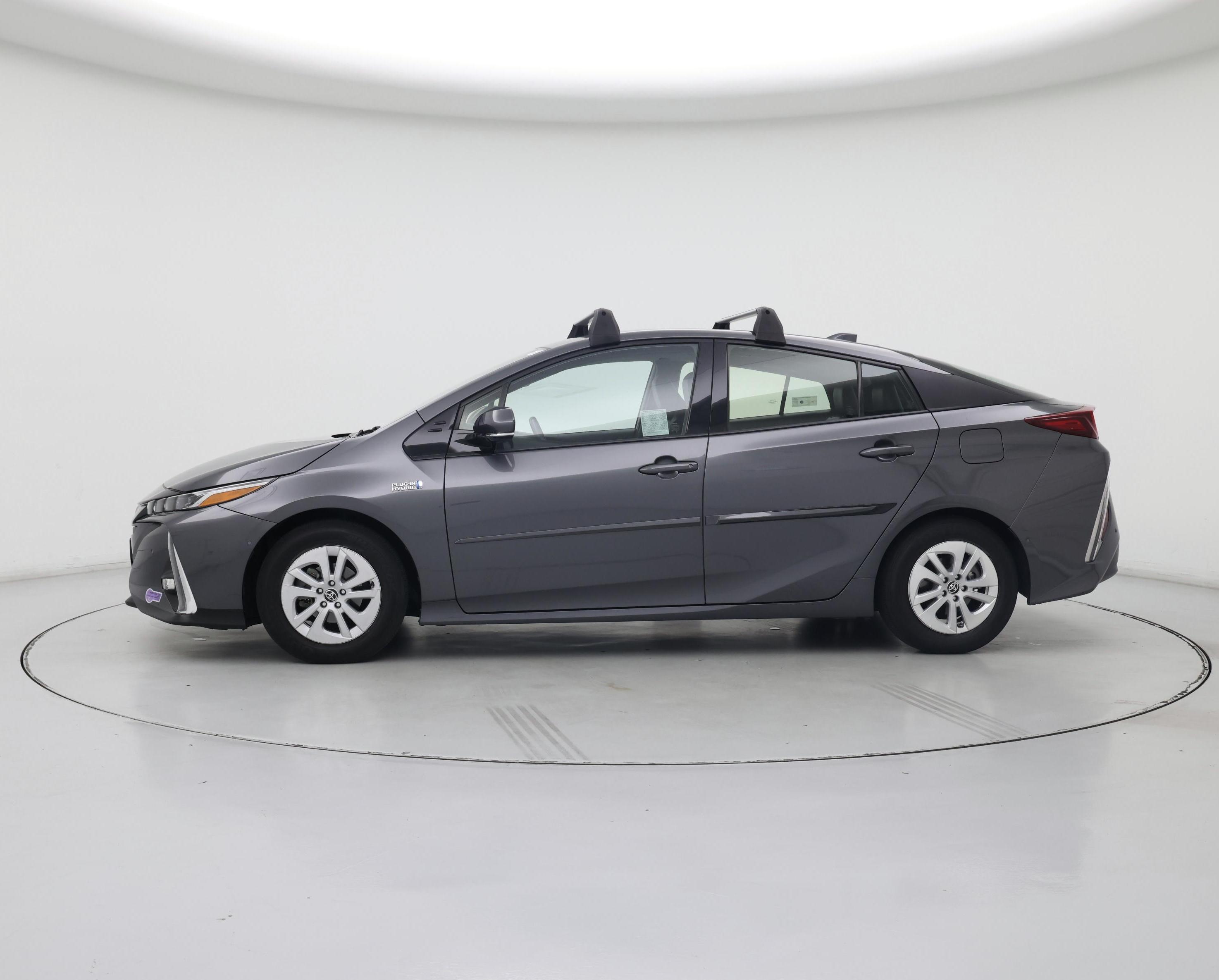 Thumbnail: 2019 Toyota Prius Prime - 3