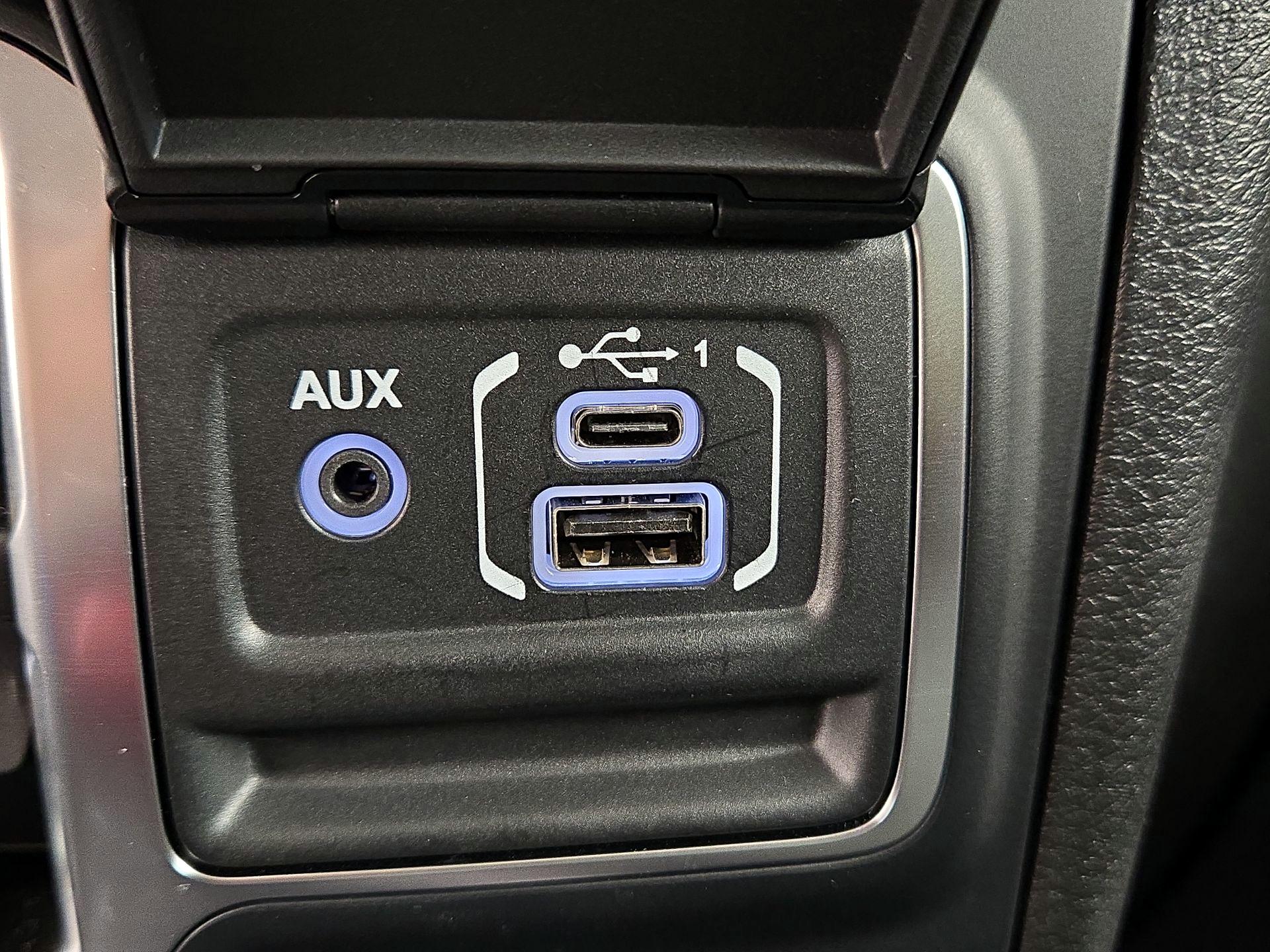 Thumbnail: 2025 Jeep Wrangler - 18