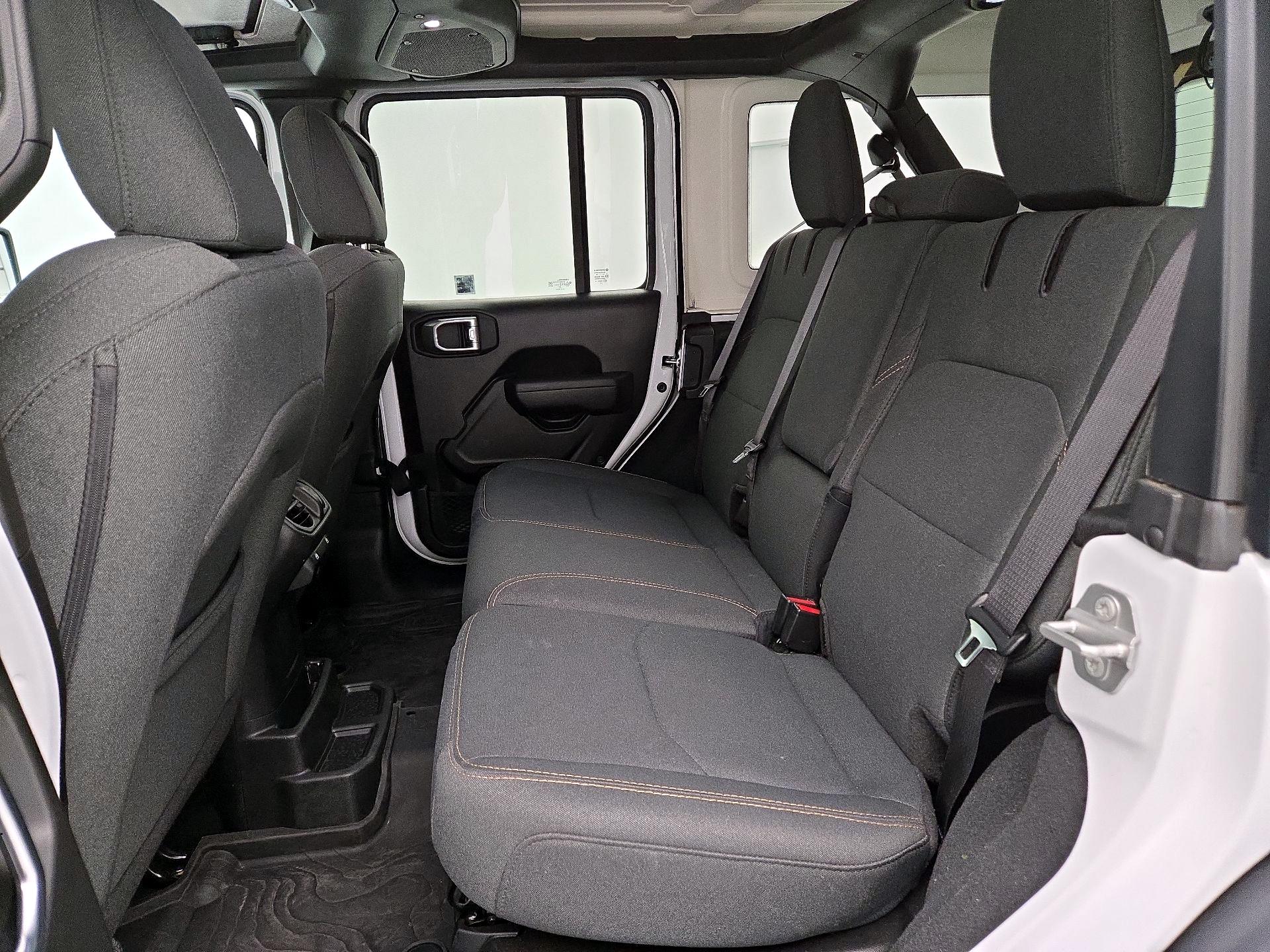 Thumbnail: 2025 Jeep Wrangler - 19