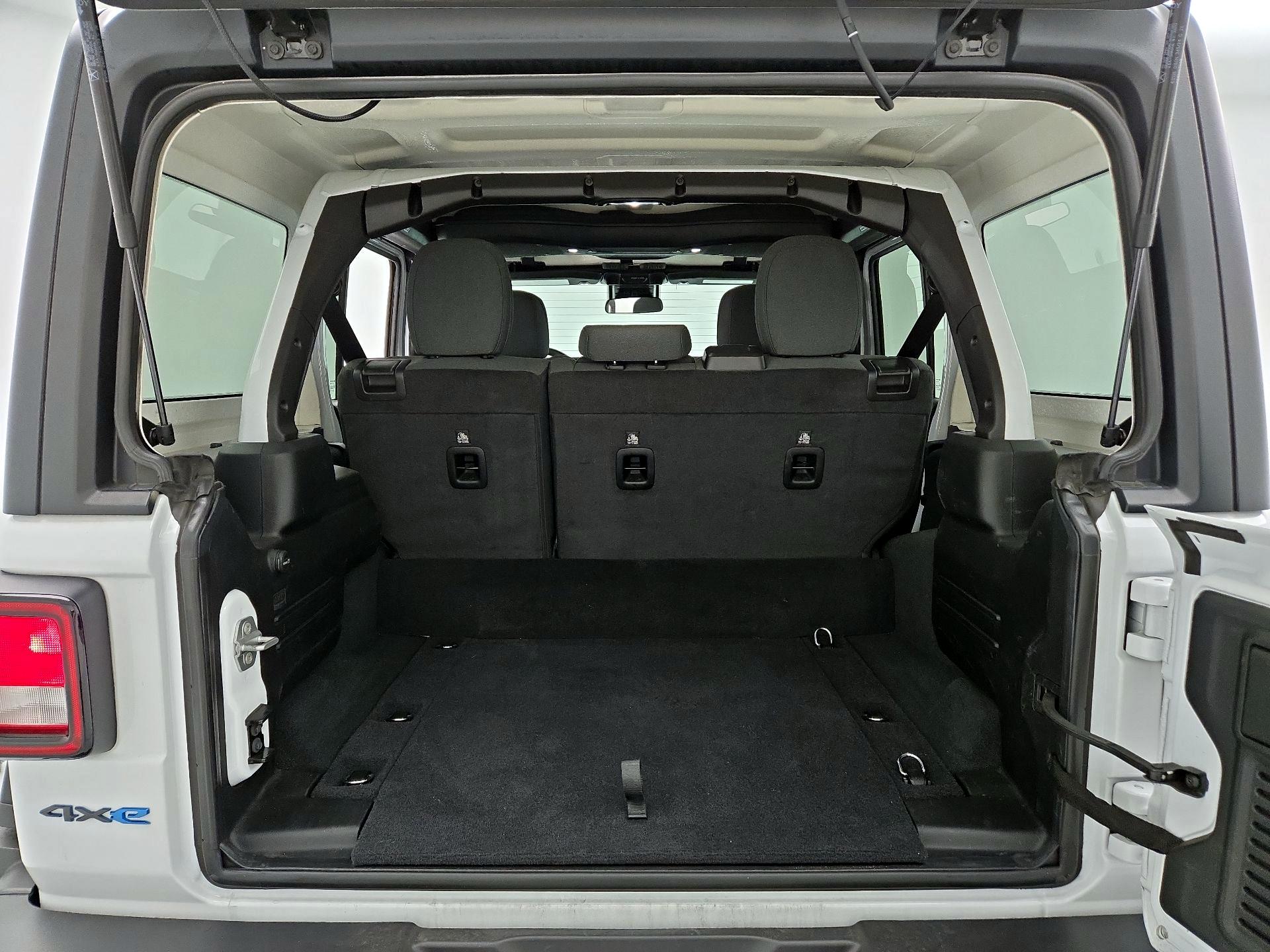 Thumbnail: 2025 Jeep Wrangler - 20