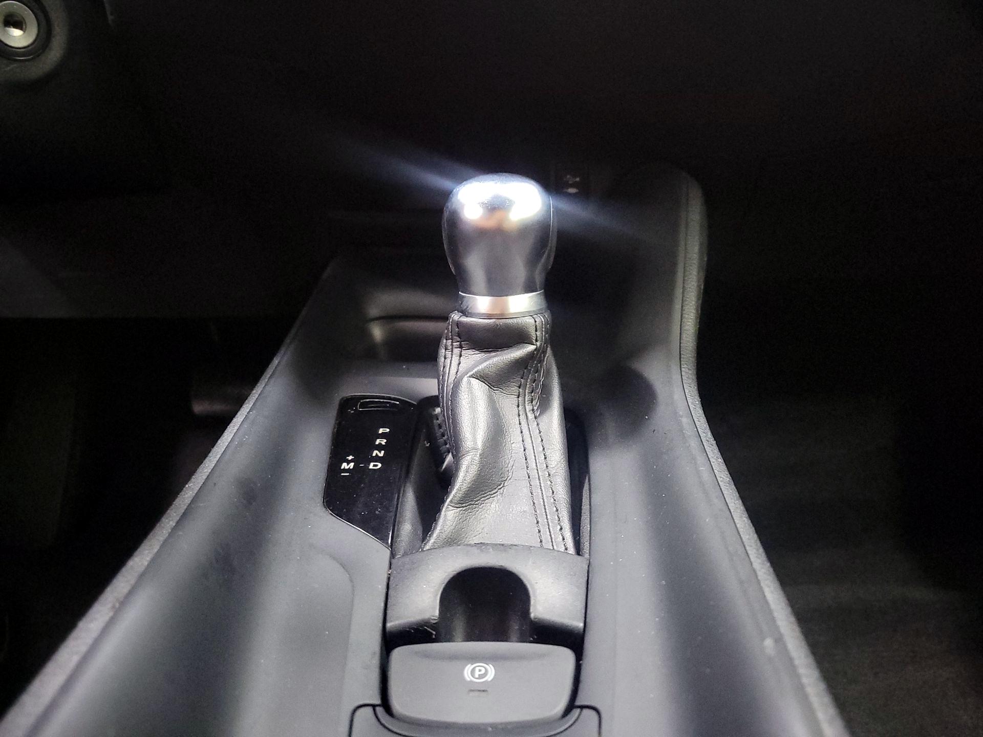 Thumbnail: 2019 Toyota C-HR - 17