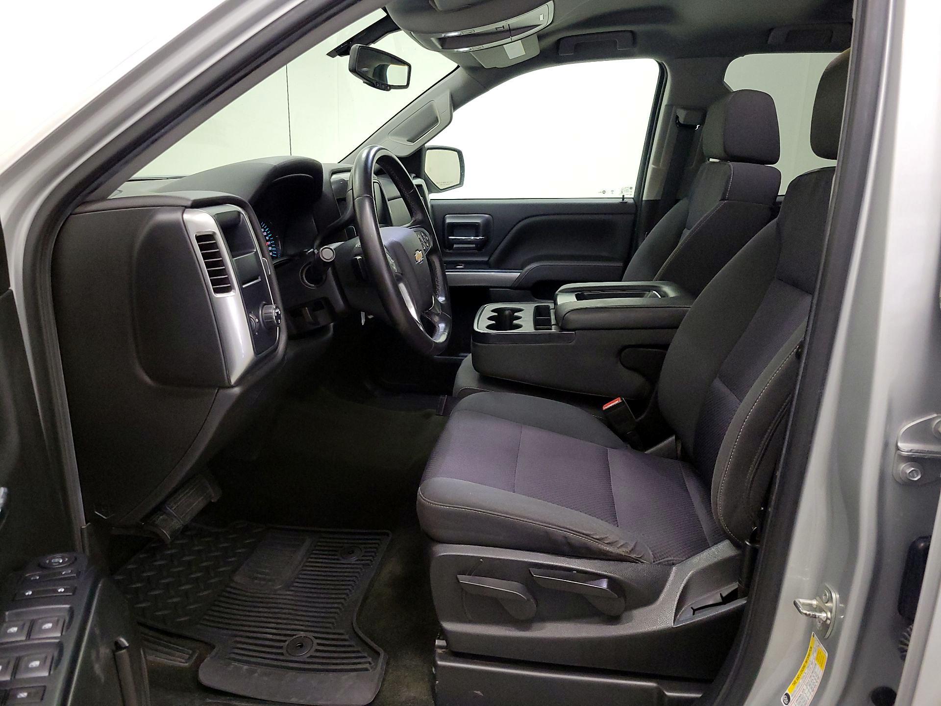 Thumbnail: 2018 Chevrolet Silverado 1500 - 11