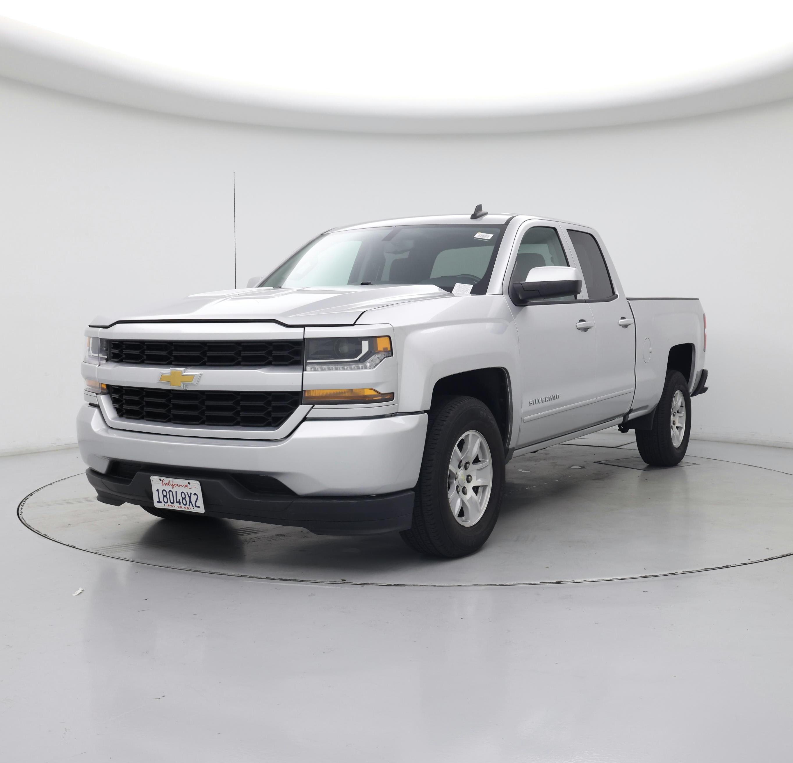Thumbnail: 2018 Chevrolet Silverado 1500 - 4