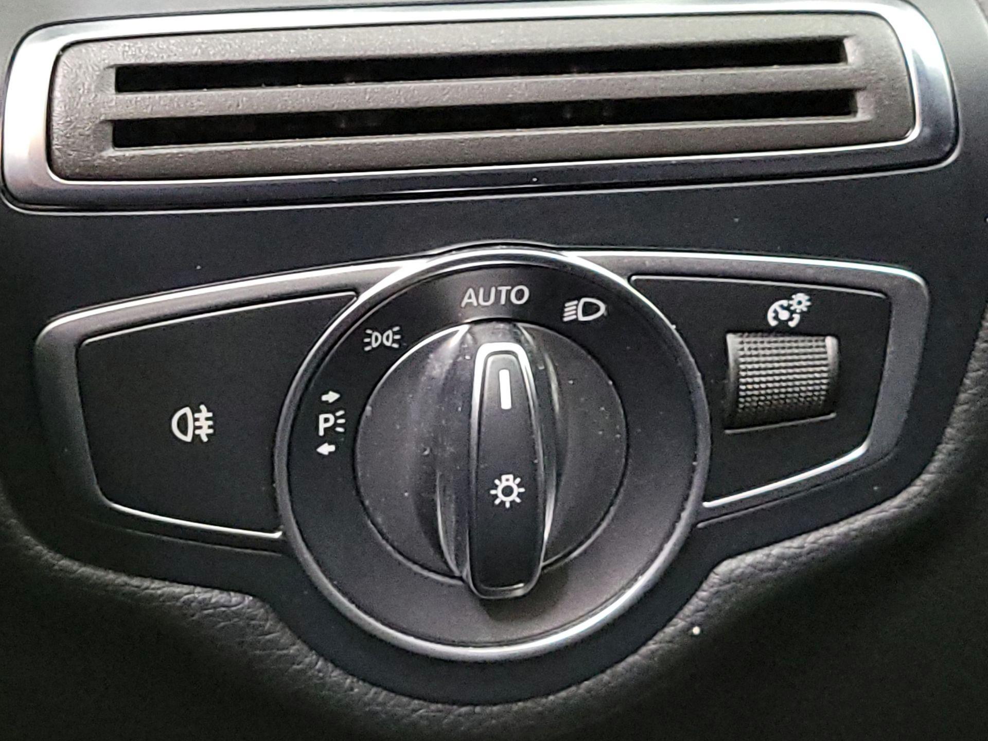 Thumbnail: 2018 Mercedes-Benz C-Class - 13