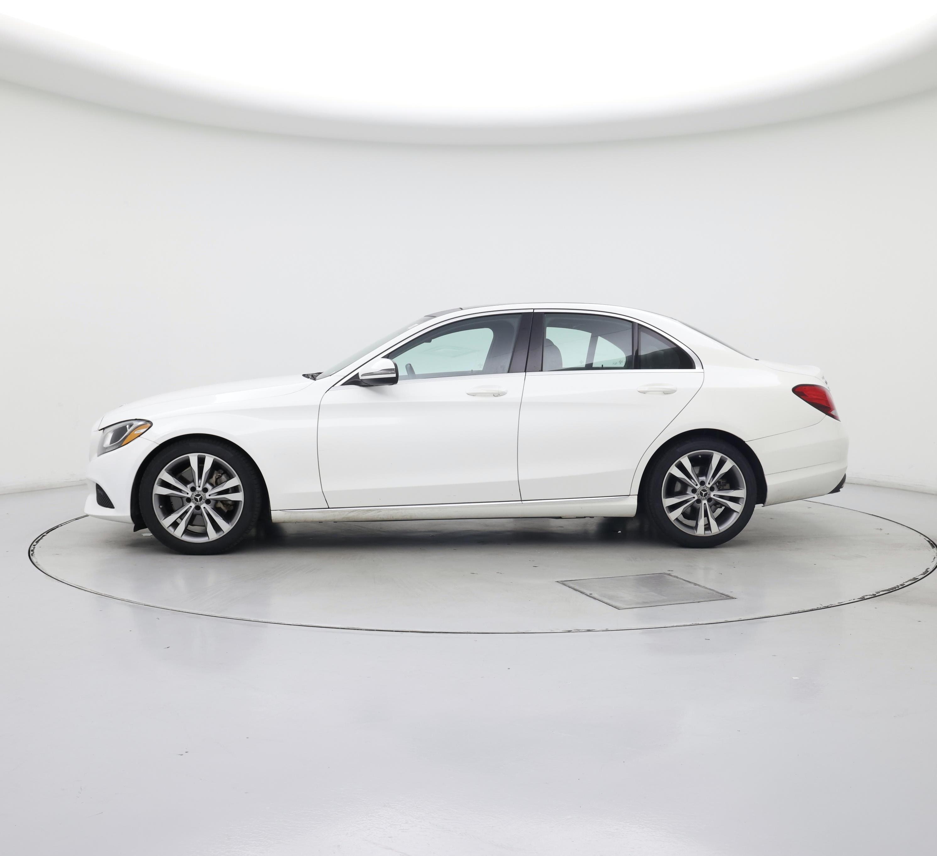 Thumbnail: 2018 Mercedes-Benz C-Class - 3