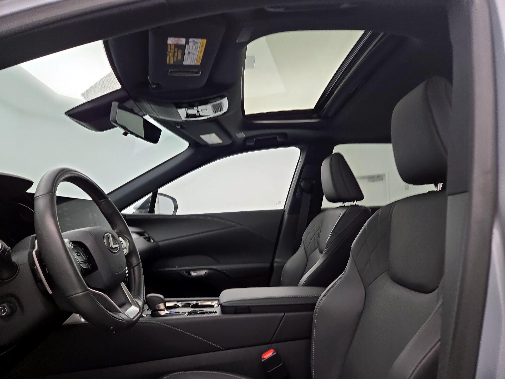 Thumbnail: 2023 Lexus RX - 19