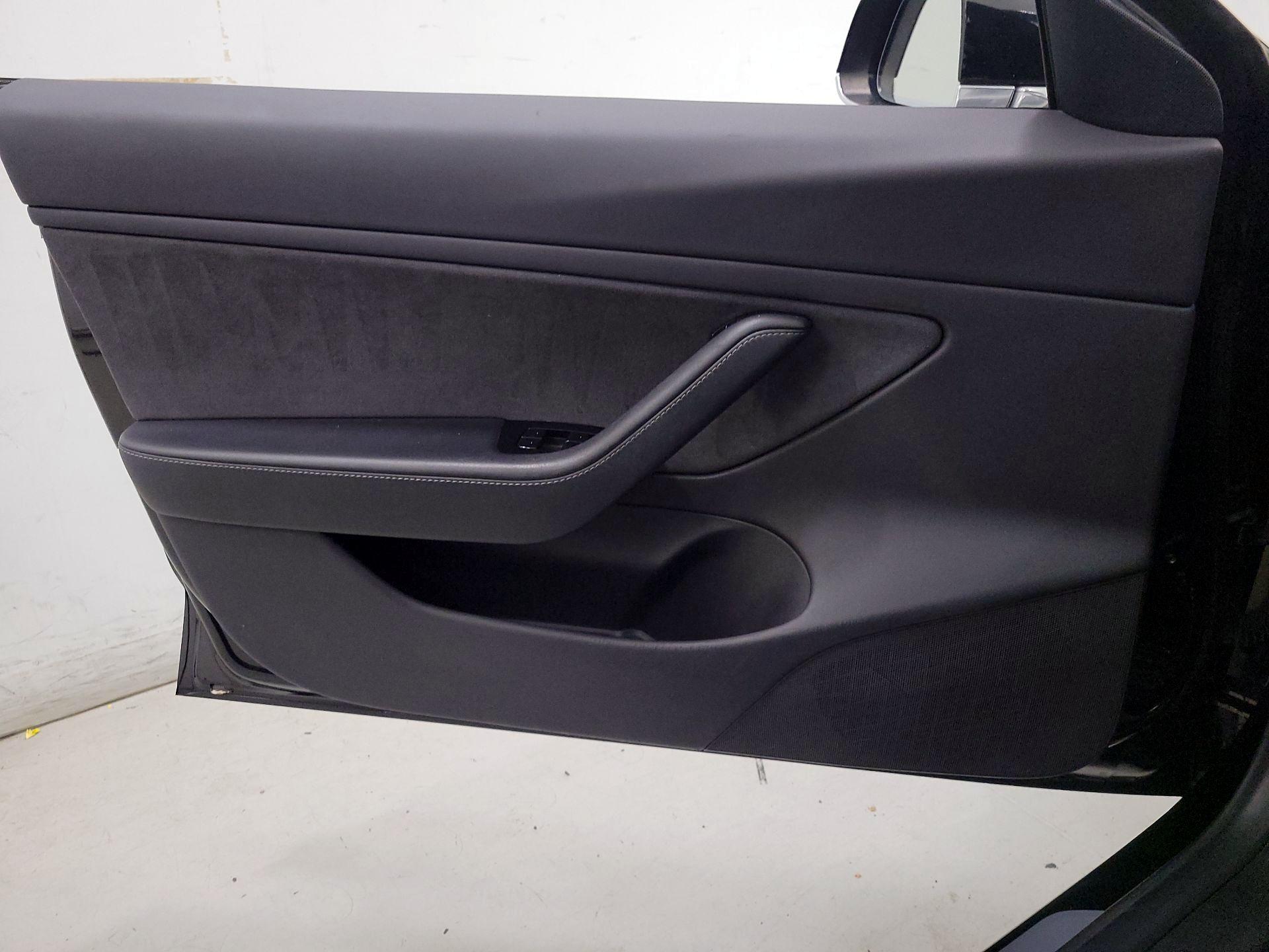 Thumbnail: 2019 Tesla Model 3 - 12