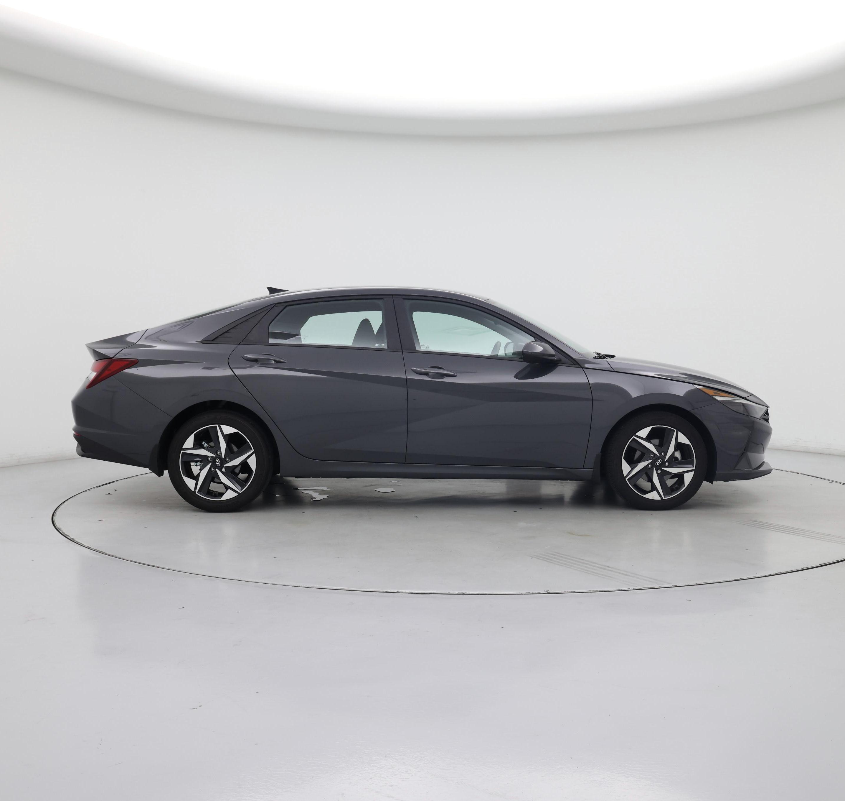 Thumbnail: 2023 Hyundai Elantra - 7