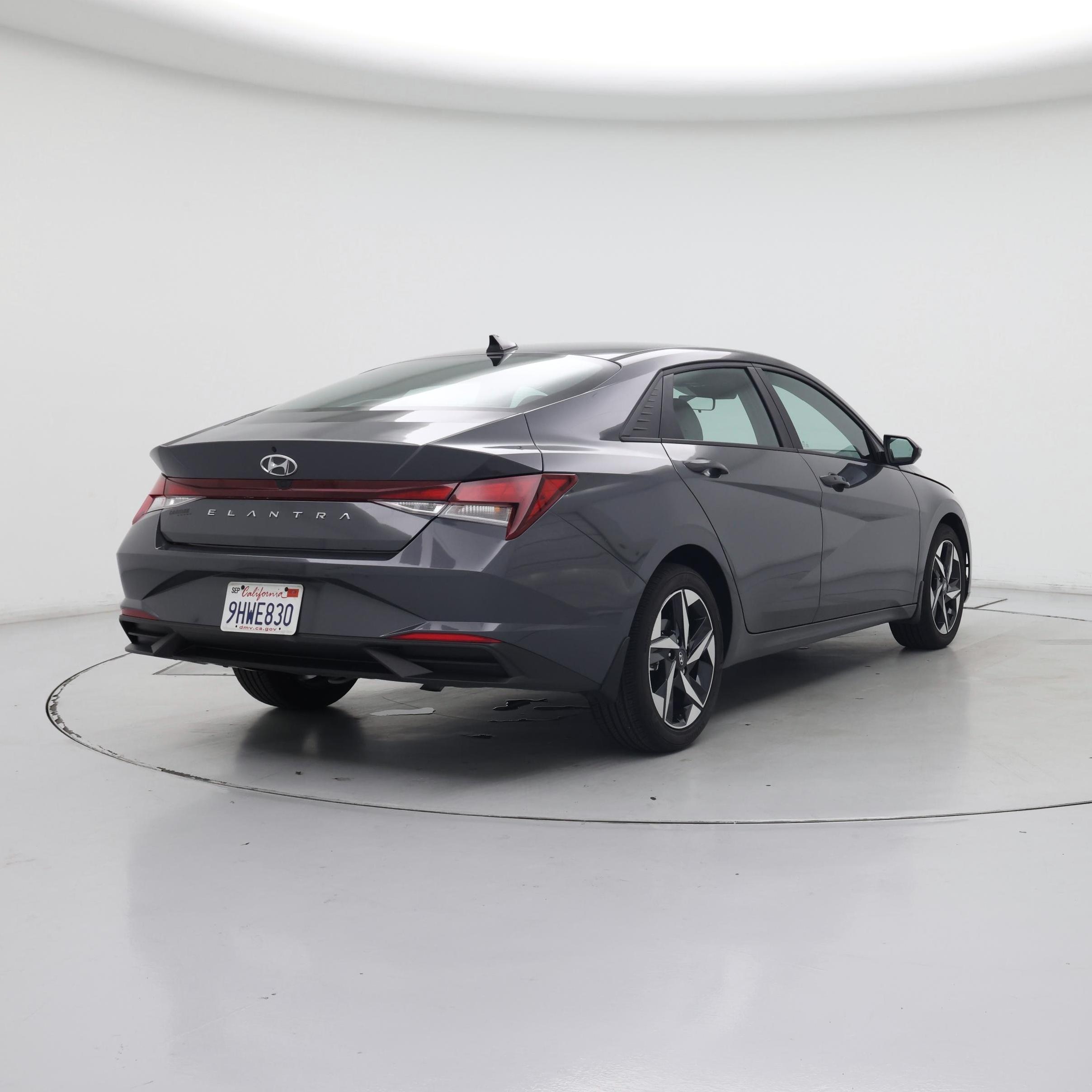 Thumbnail: 2023 Hyundai Elantra - 8