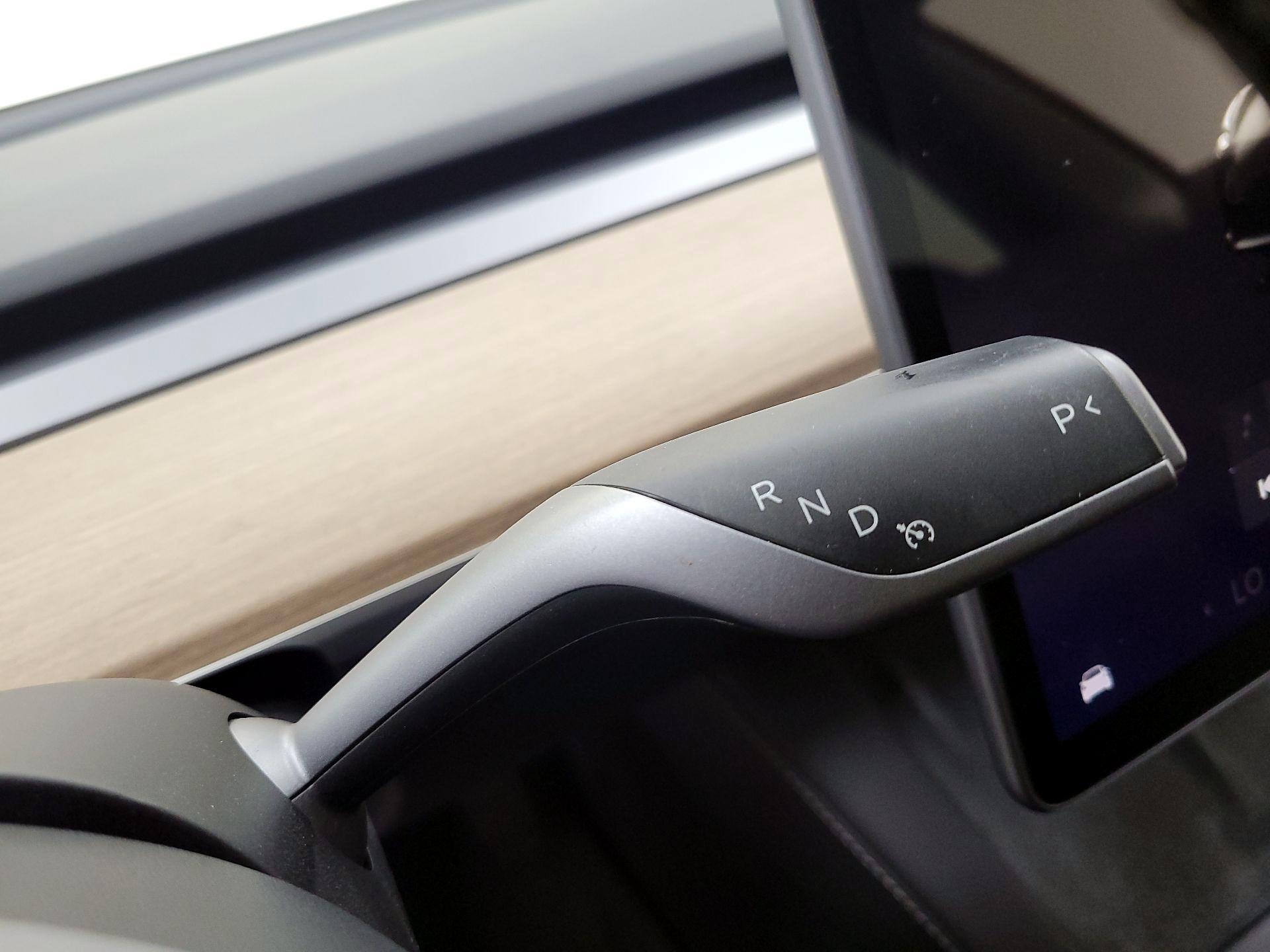 Thumbnail: 2023 Tesla Model 3 - 16