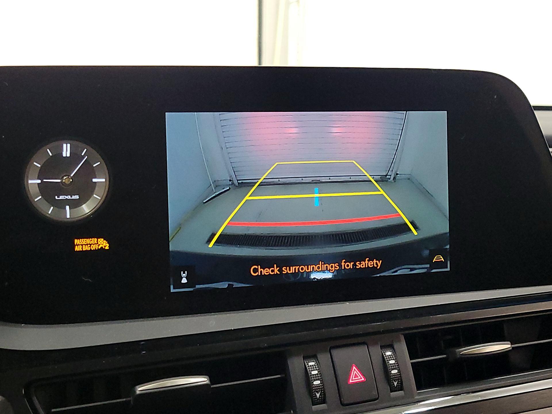 Thumbnail: 2024 Lexus ES - 14