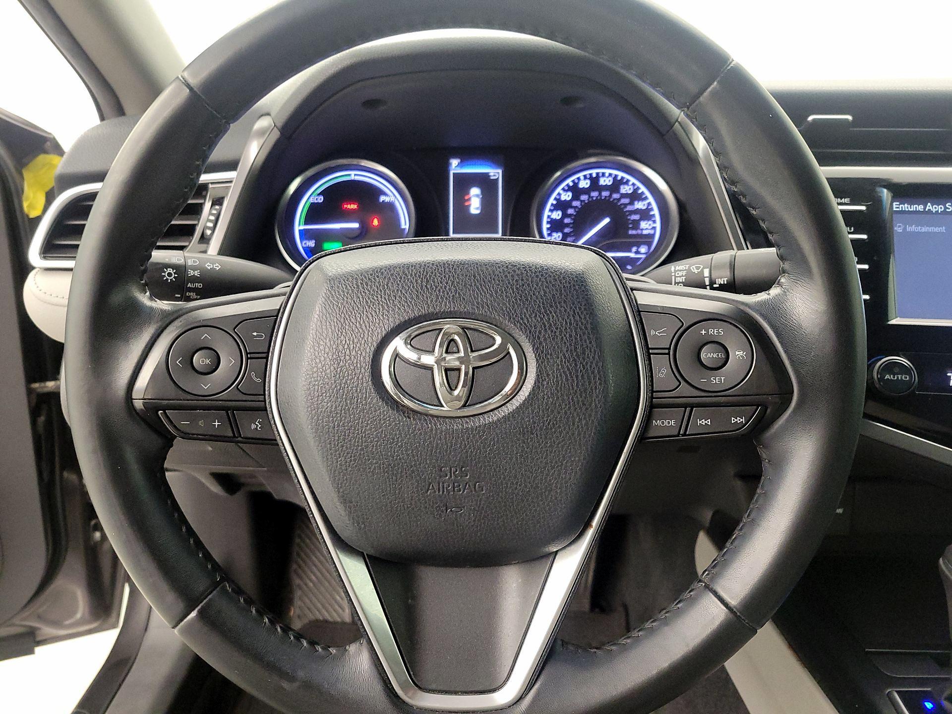 Thumbnail: 2018 Toyota Camry - 10