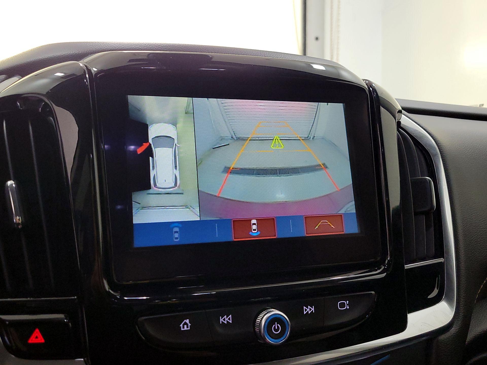 Thumbnail: 2019 Chevrolet Traverse - 15