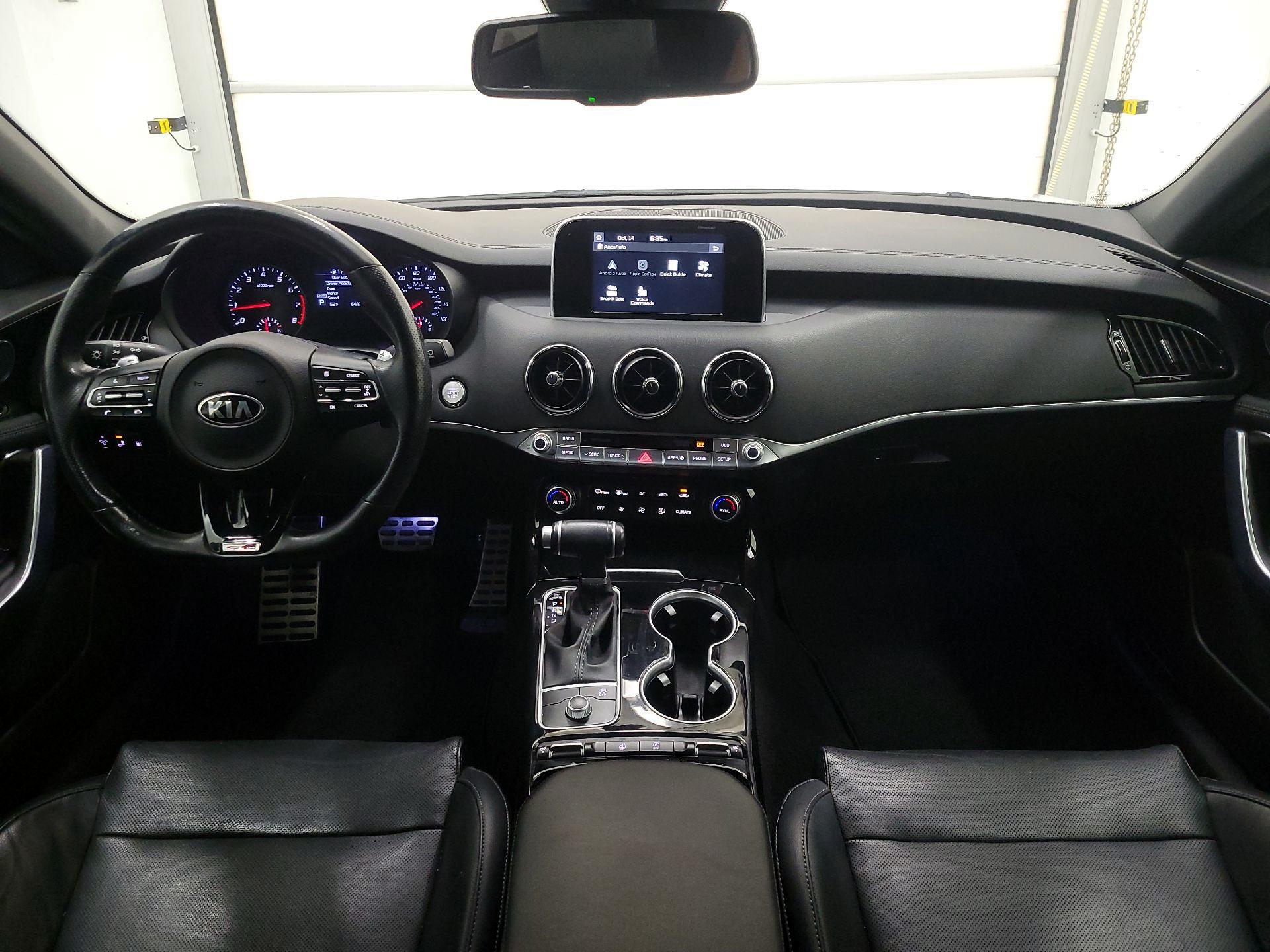 Thumbnail: 2020 Kia Stinger - 9