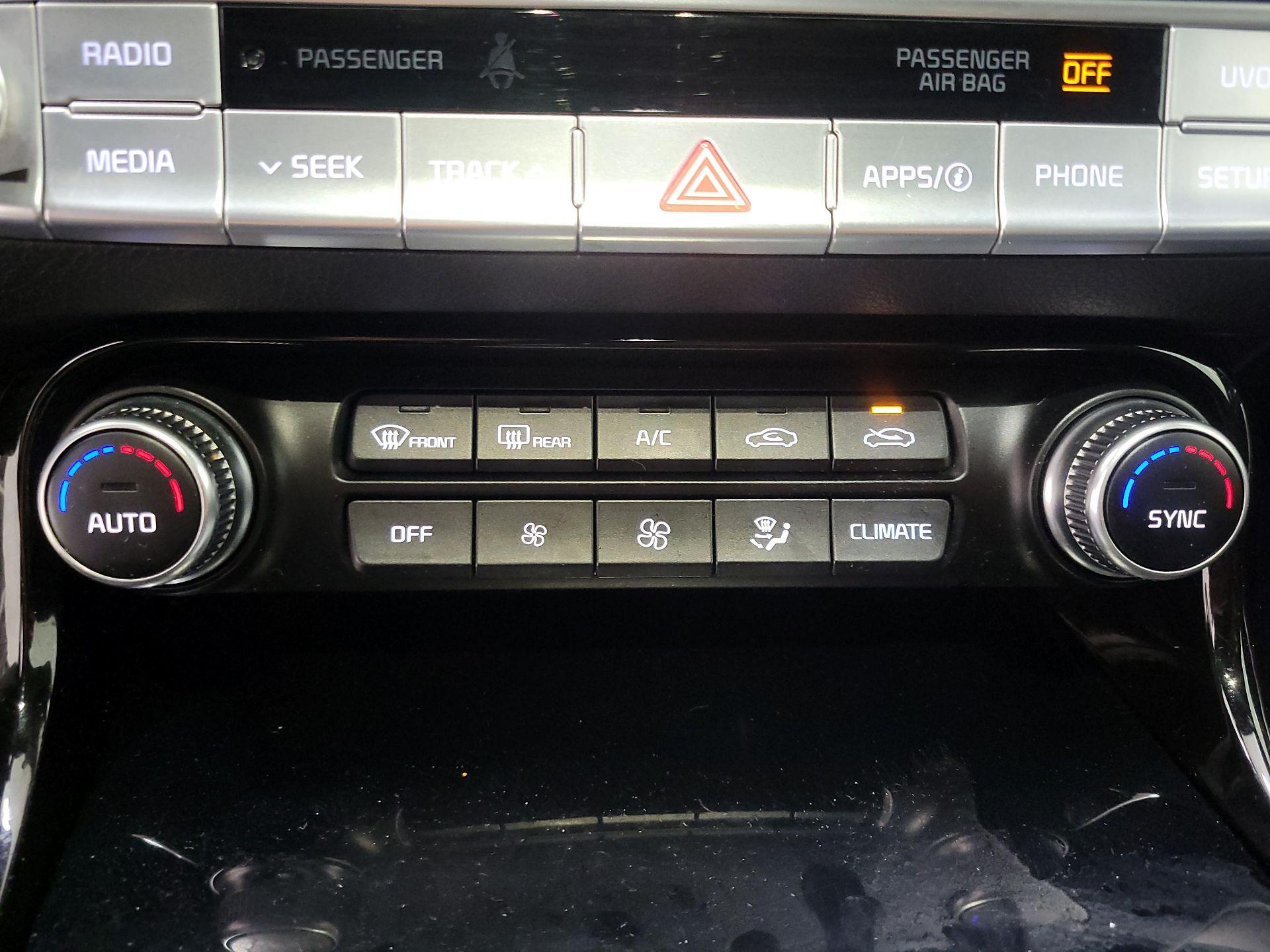 Thumbnail: 2020 Kia Stinger - 16