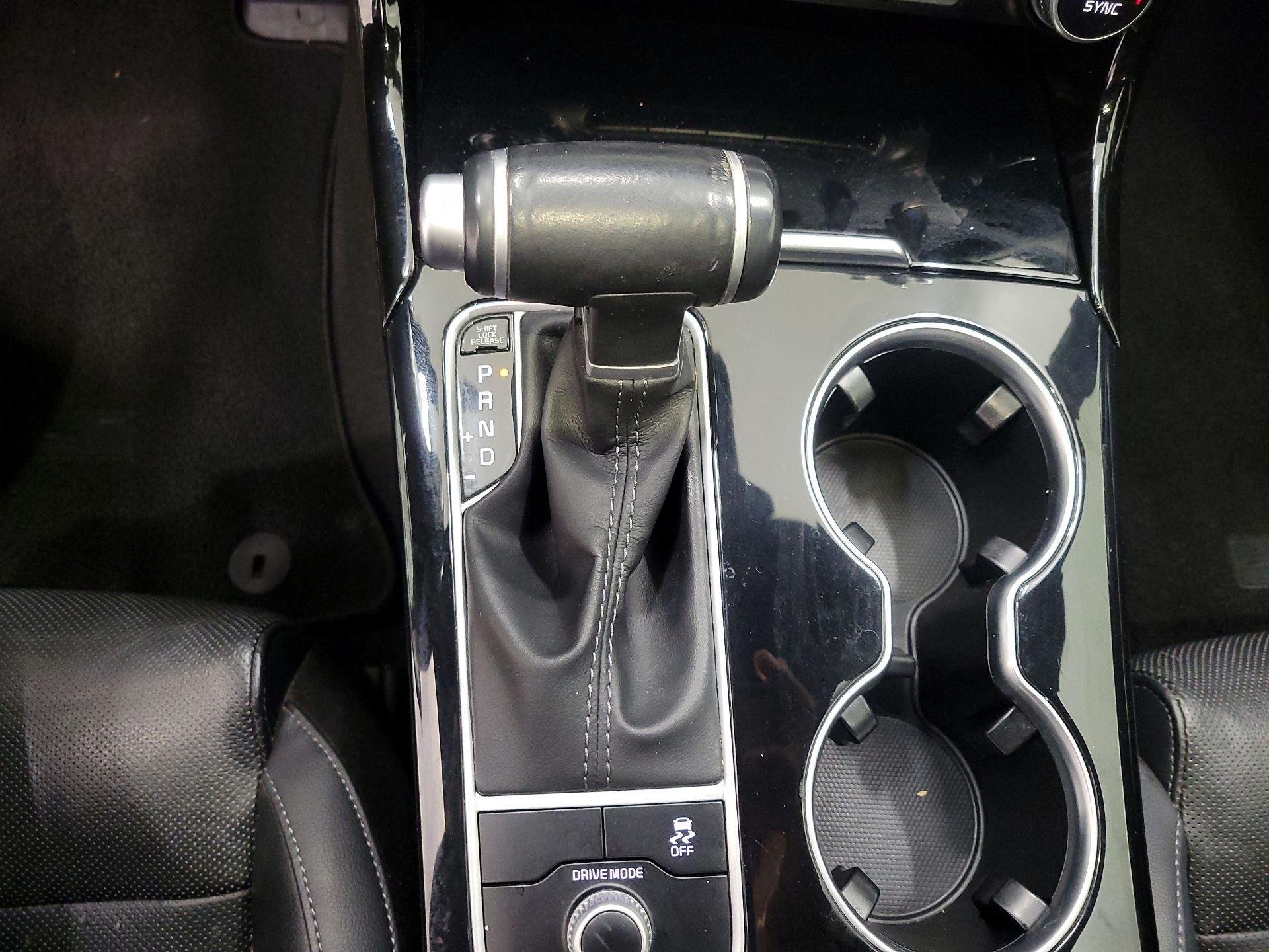 Thumbnail: 2020 Kia Stinger - 17