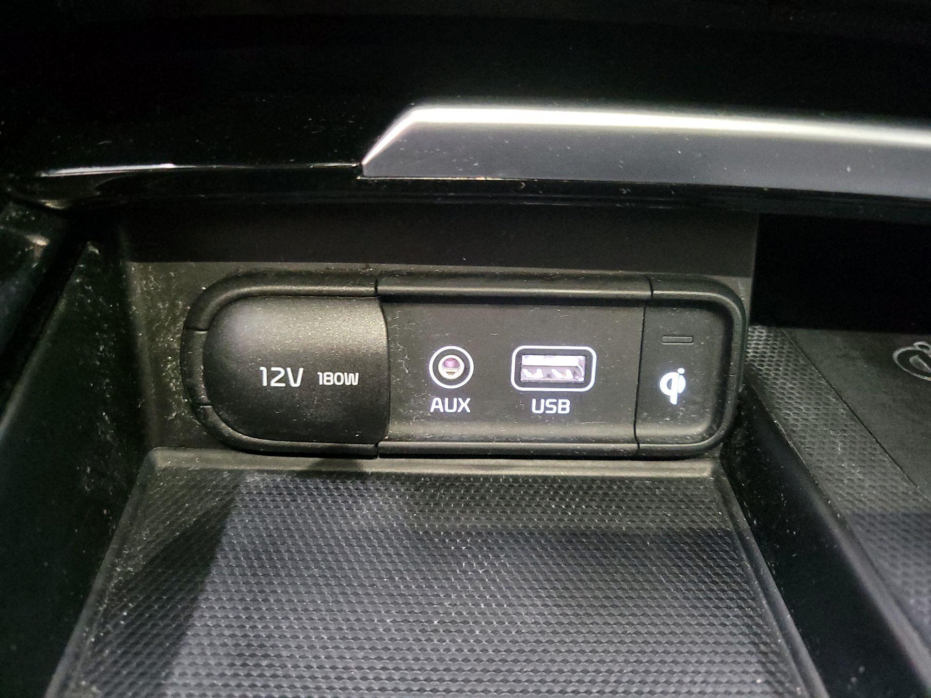 Thumbnail: 2020 Kia Stinger - 18