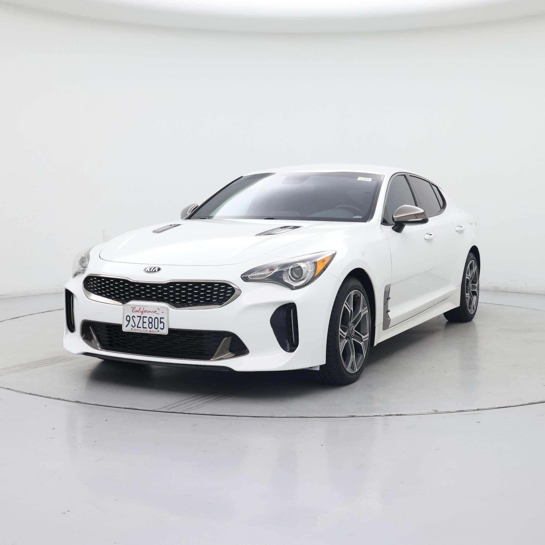 Thumbnail: 2020 Kia Stinger - 4