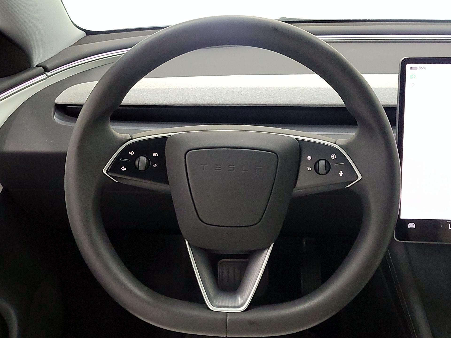 Thumbnail: 2025 Tesla Model 3 - 10