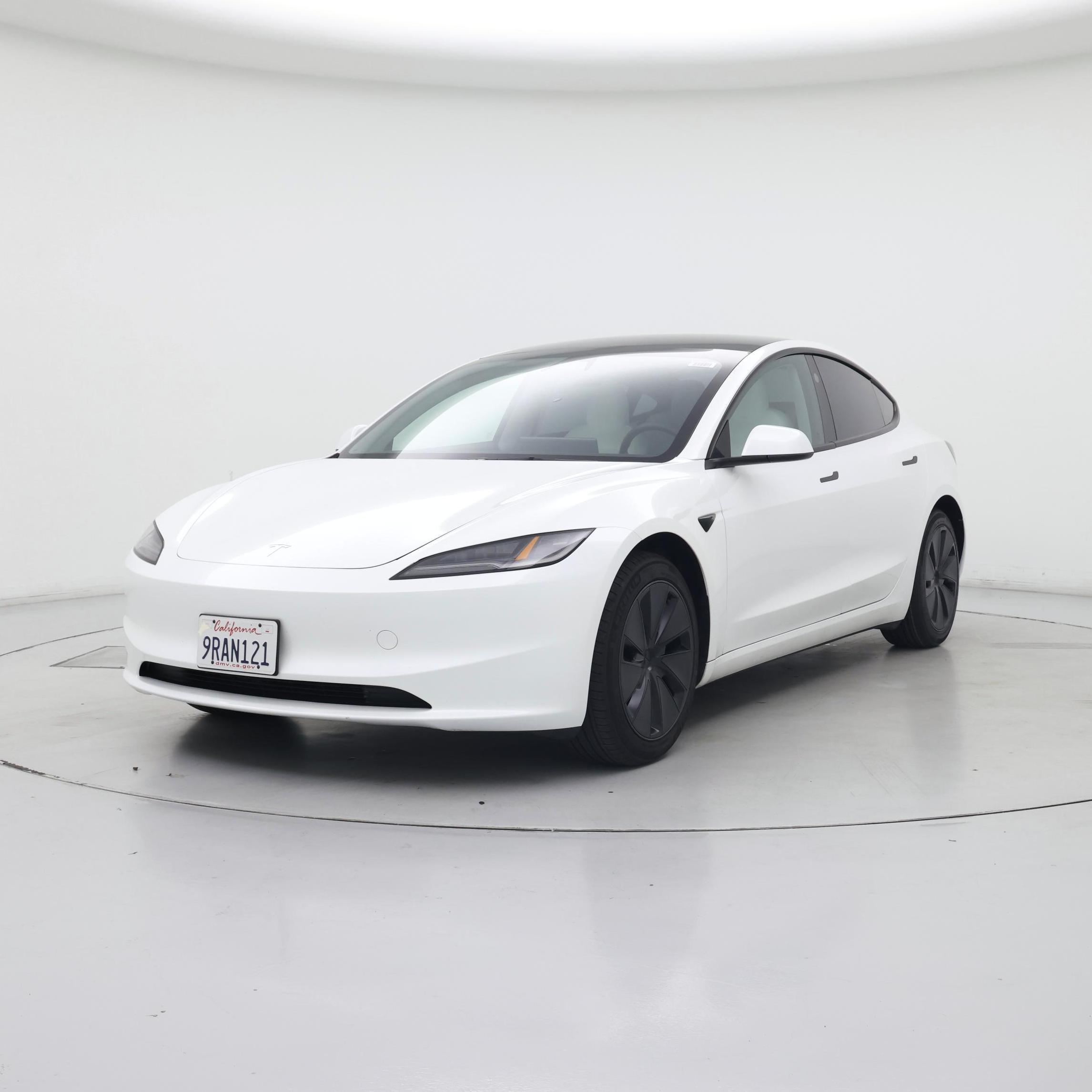 Thumbnail: 2025 Tesla Model 3 - 4