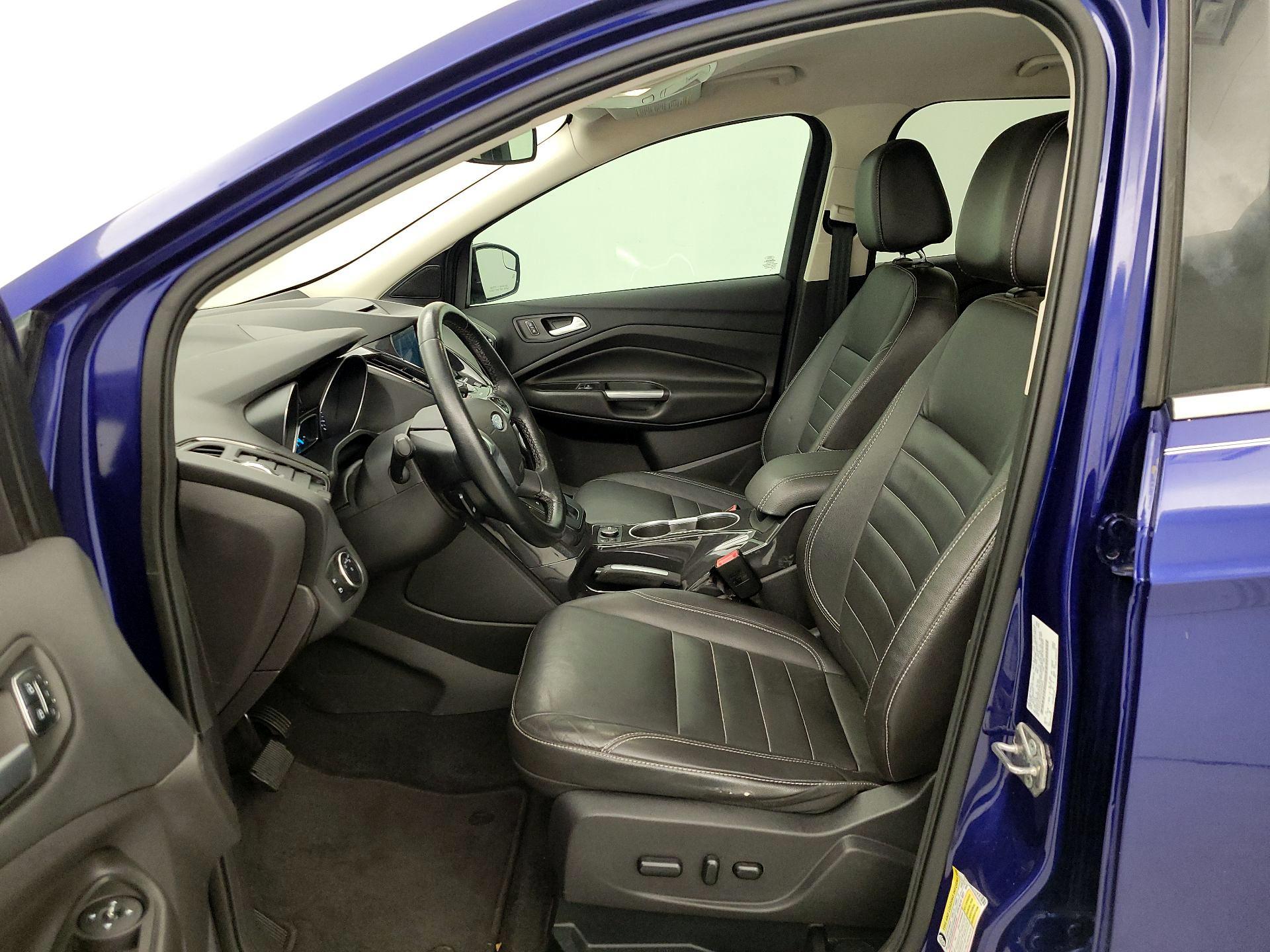 Thumbnail: 2016 Ford Escape - 11
