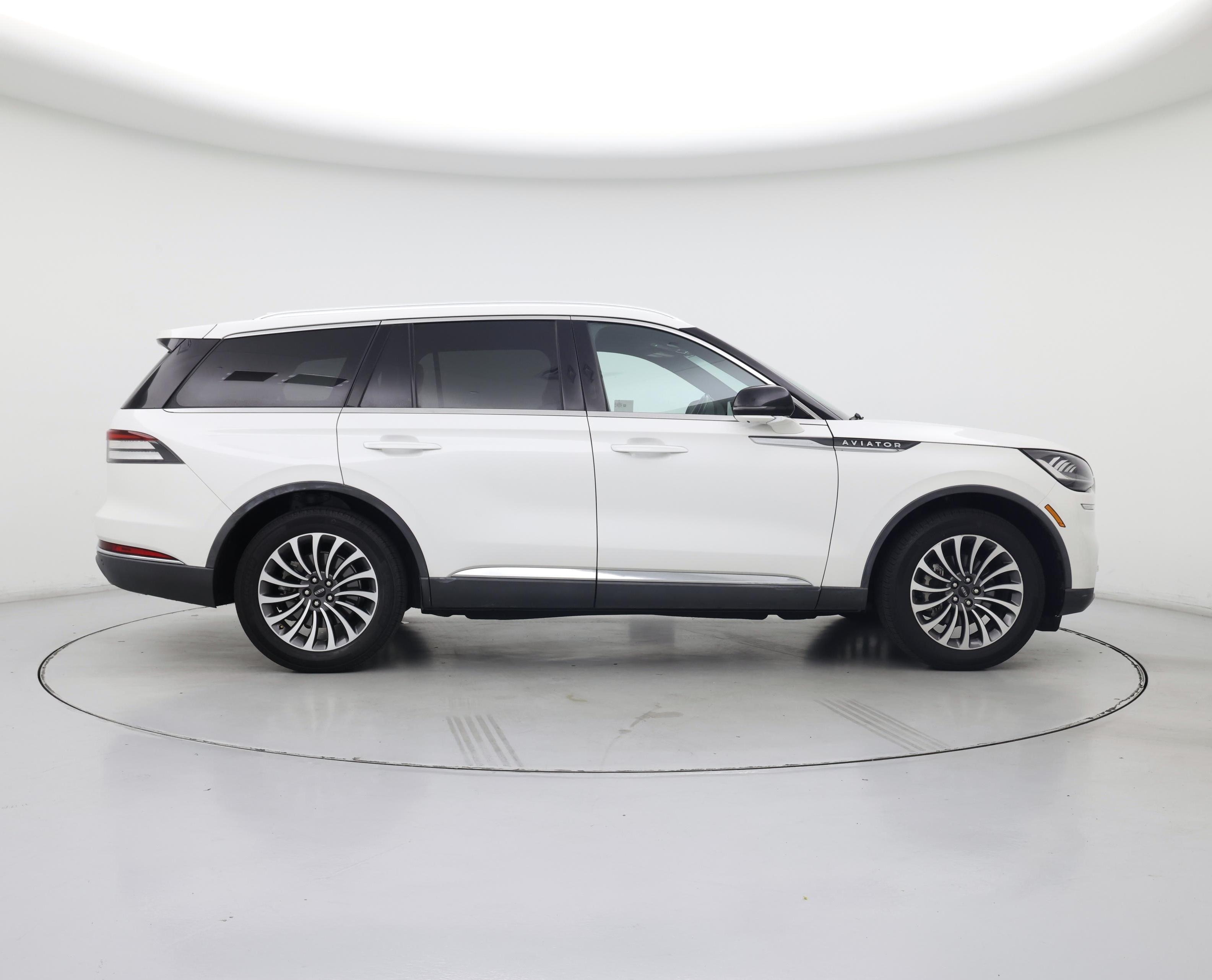 Thumbnail: 2020 Lincoln Aviator - 7