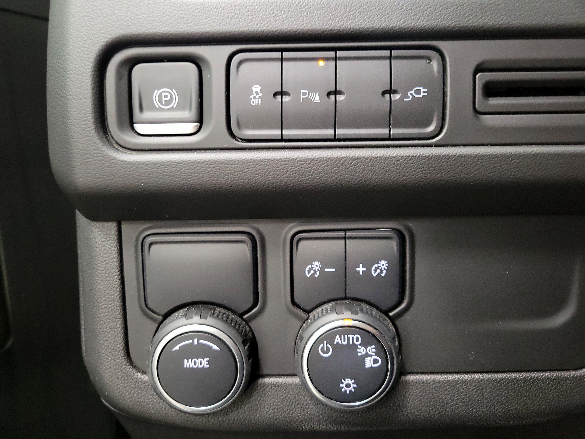 Thumbnail: 2021 Chevrolet Suburban - 13