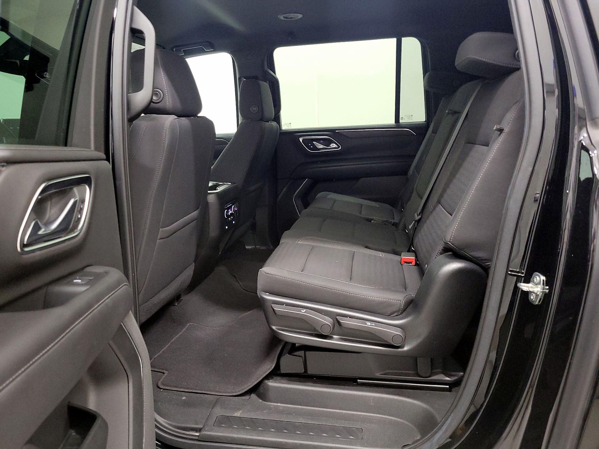 Thumbnail: 2021 Chevrolet Suburban - 19