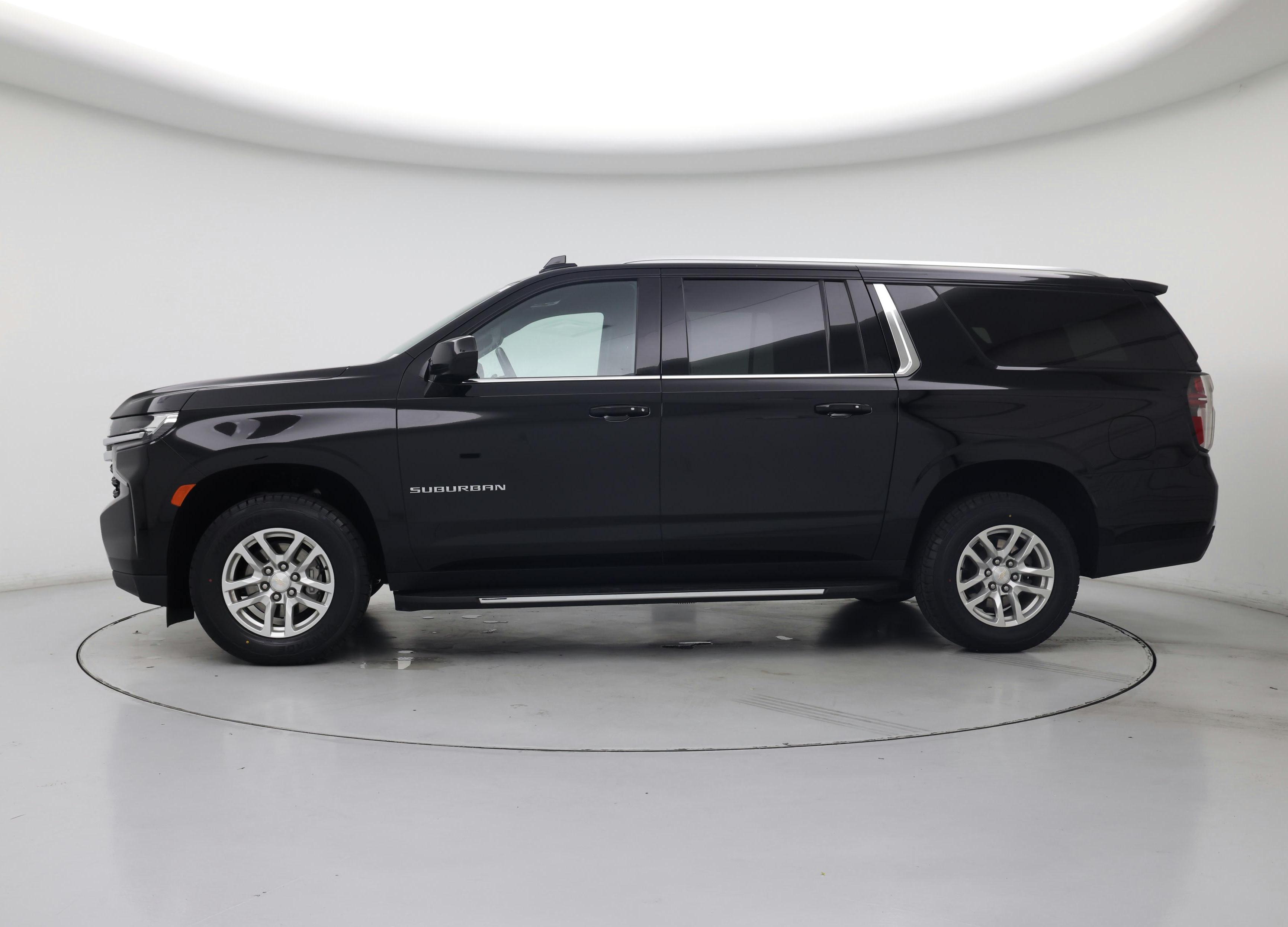 Thumbnail: 2021 Chevrolet Suburban - 3