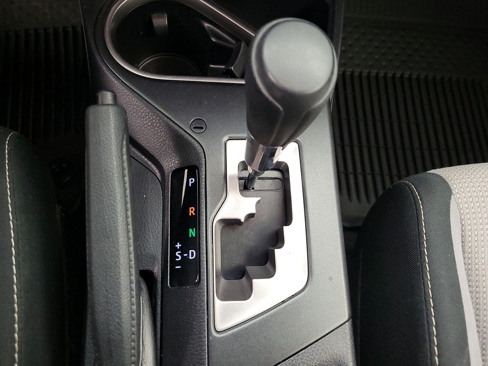 Thumbnail: 2016 Toyota RAV4 - 17