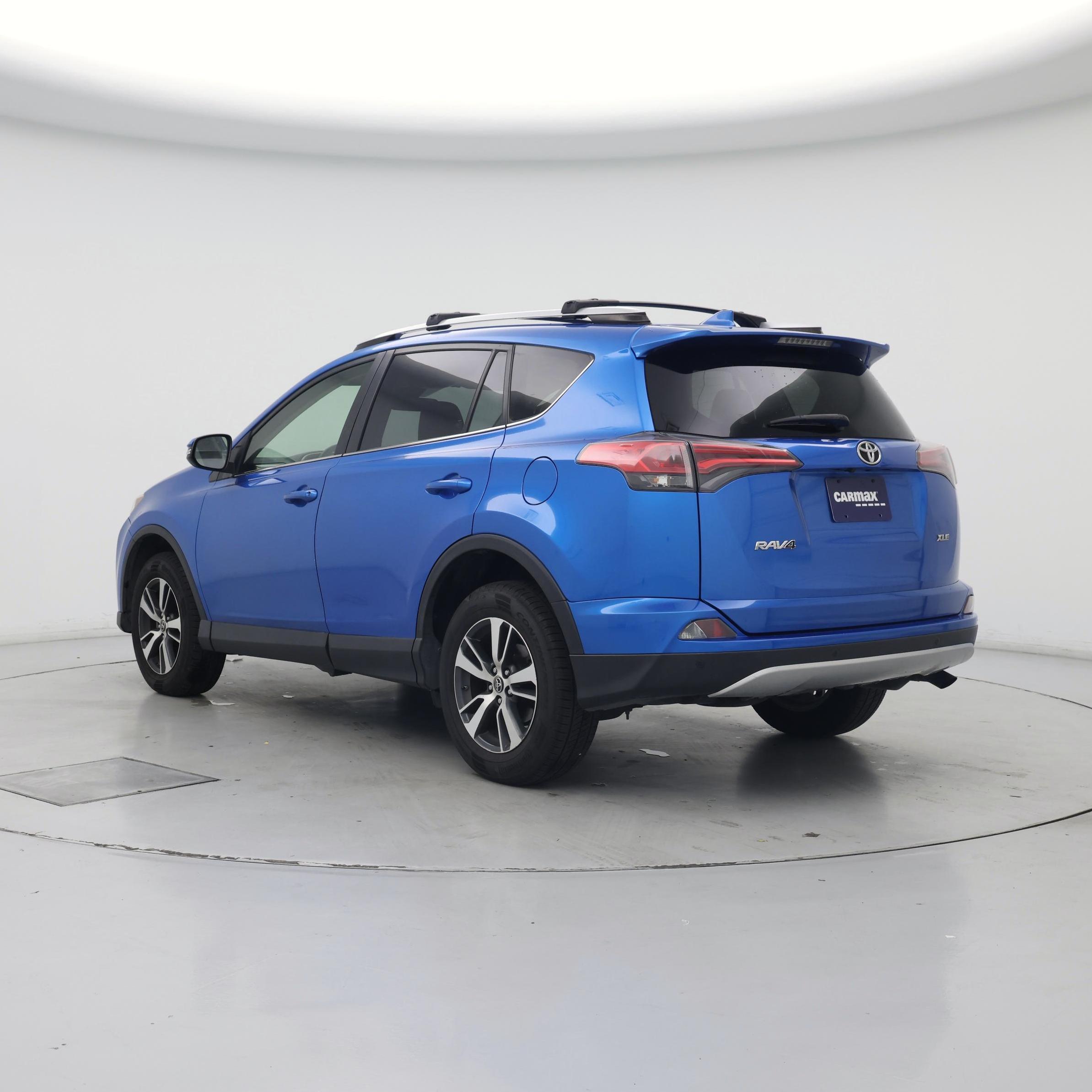 Thumbnail: 2016 Toyota RAV4 - 2