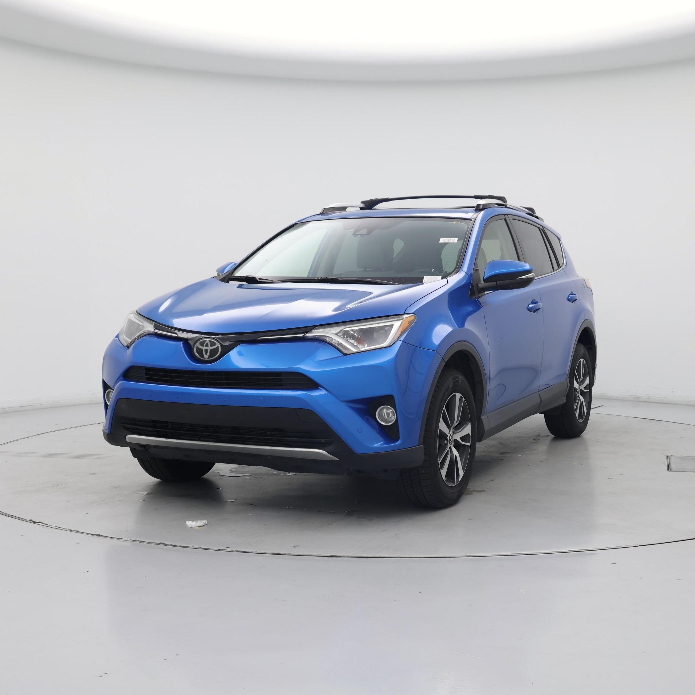 Thumbnail: 2016 Toyota RAV4 - 4