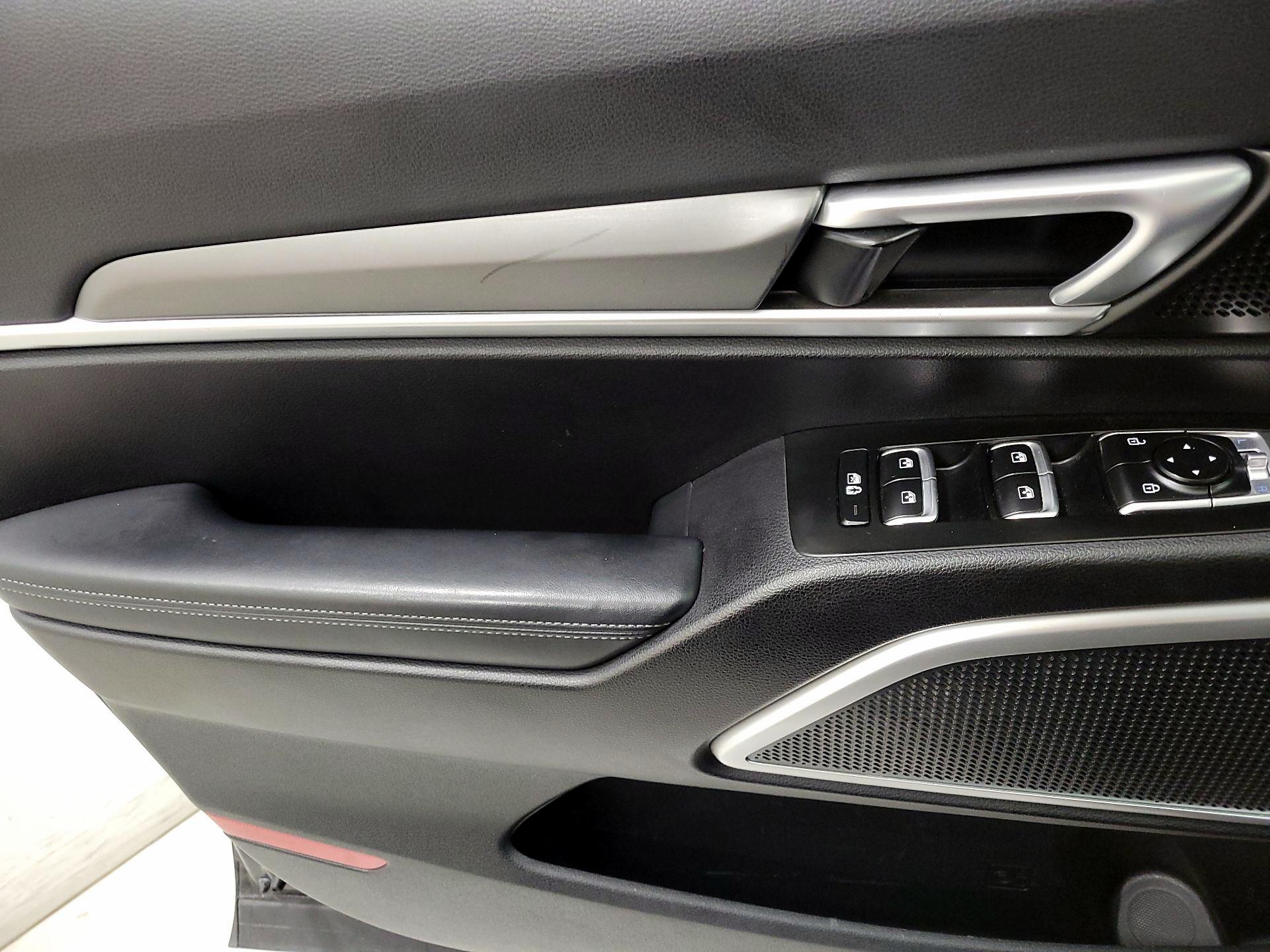 Thumbnail: 2020 Kia Telluride - 12