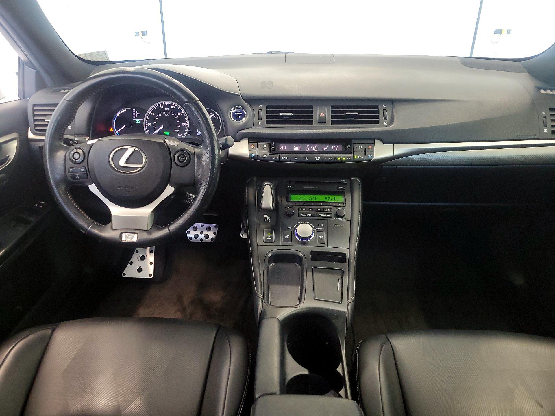 Thumbnail: 2015 Lexus CT - 9