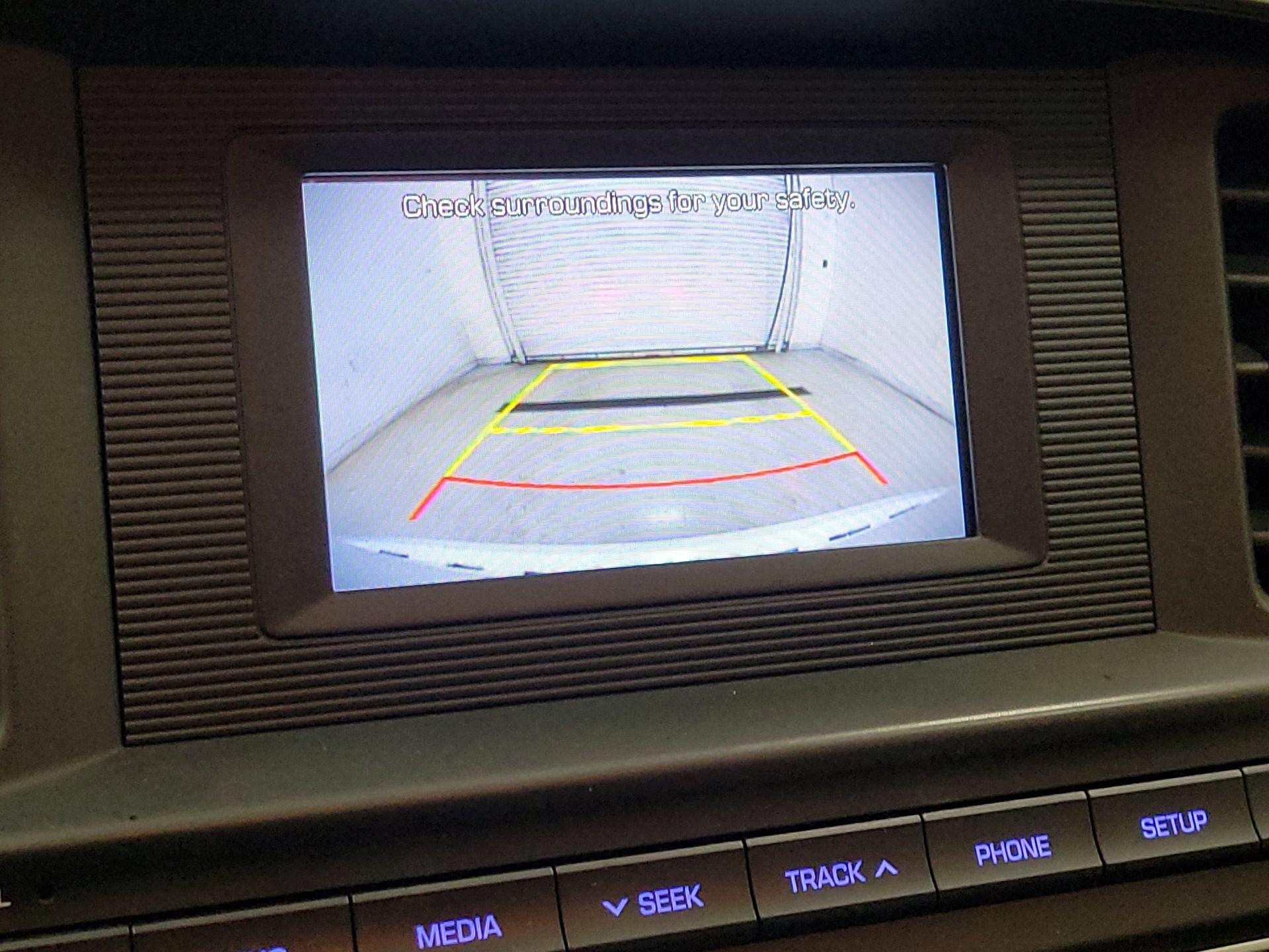 Thumbnail: 2019 Hyundai Elantra - 14