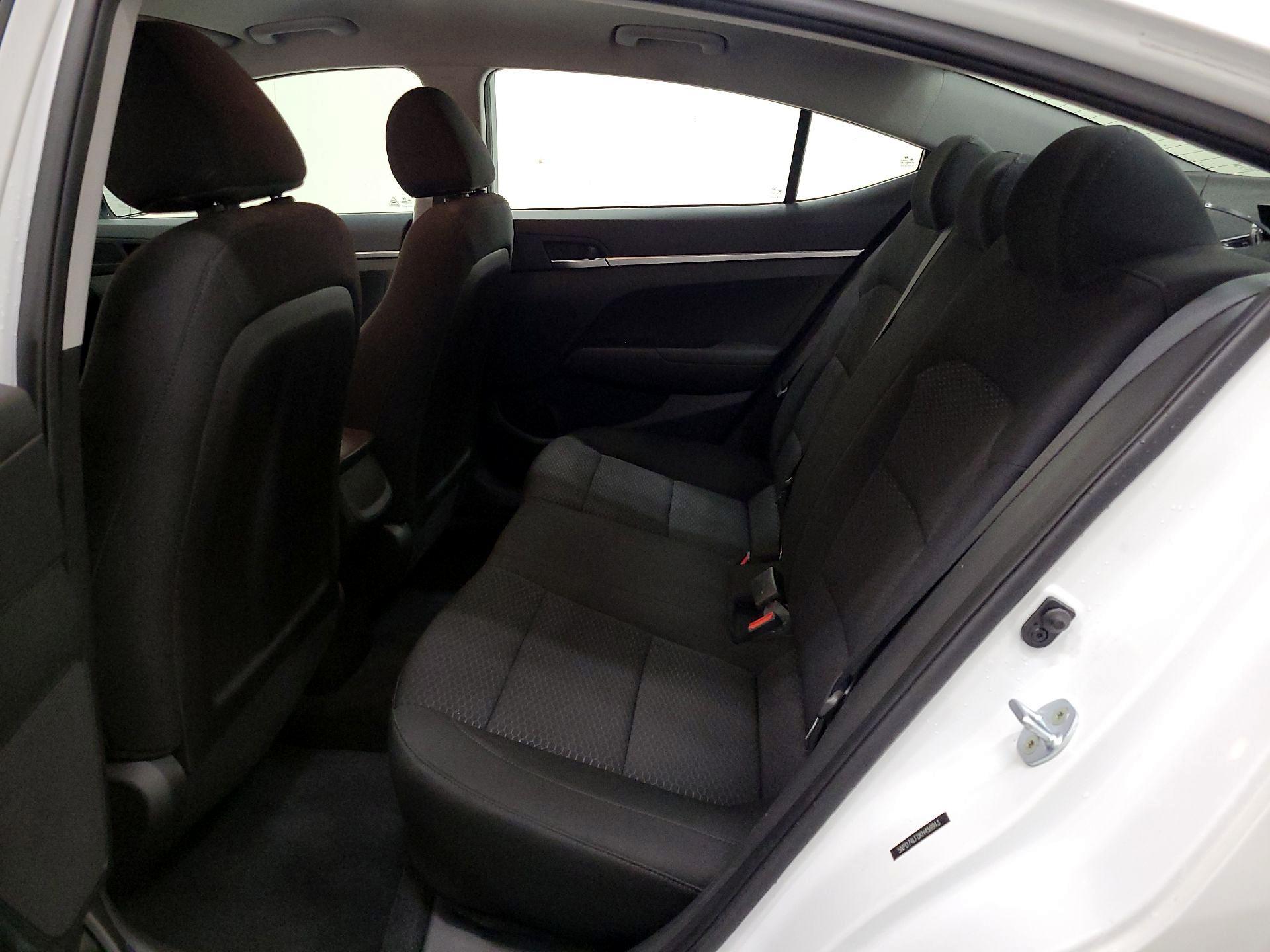 Thumbnail: 2019 Hyundai Elantra - 19