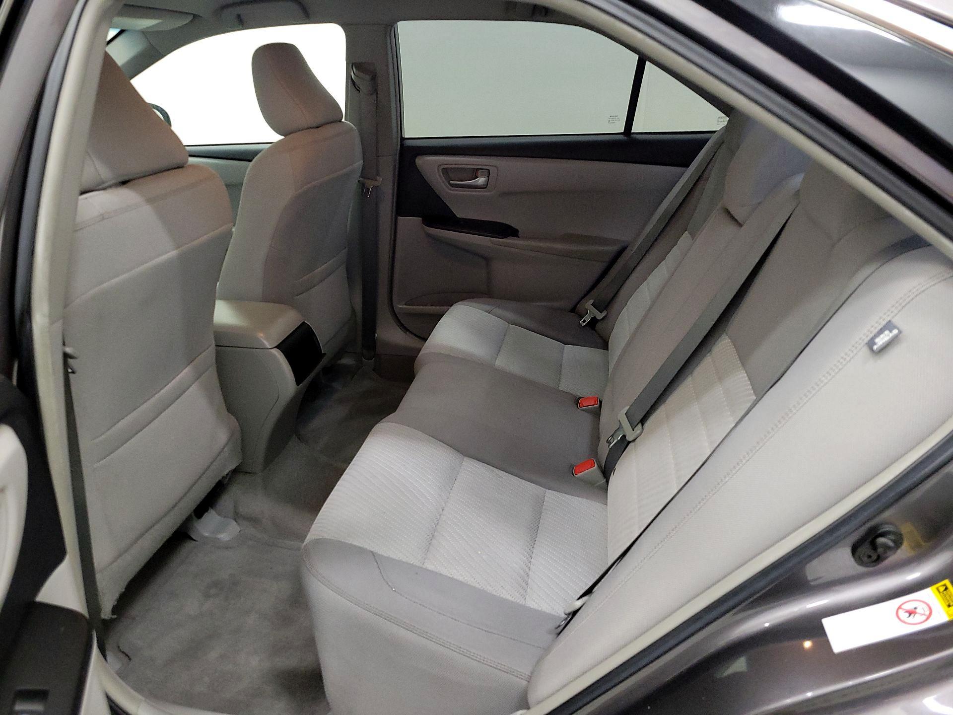 Thumbnail: 2015 Toyota Camry - 19
