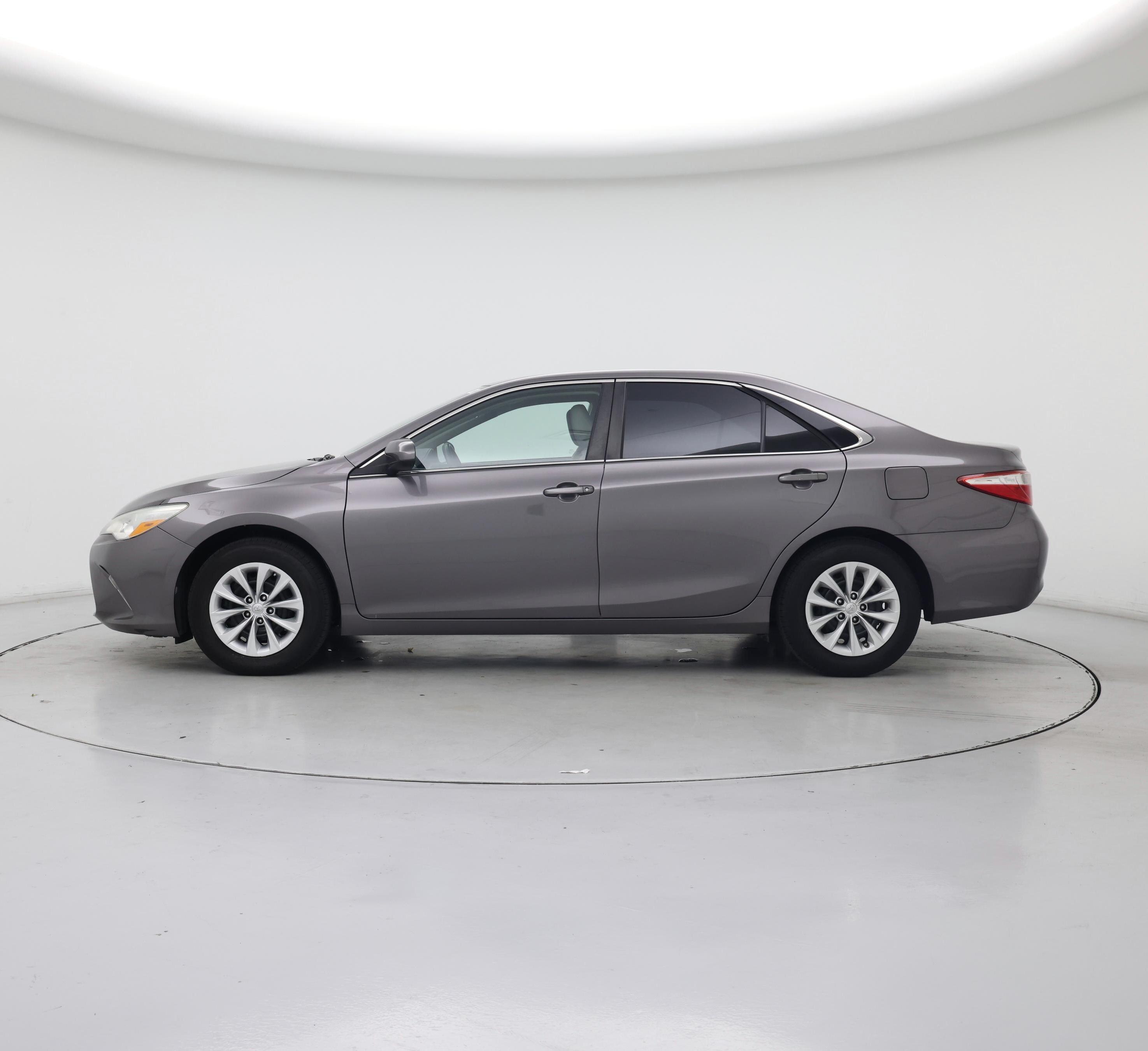 Thumbnail: 2015 Toyota Camry - 3