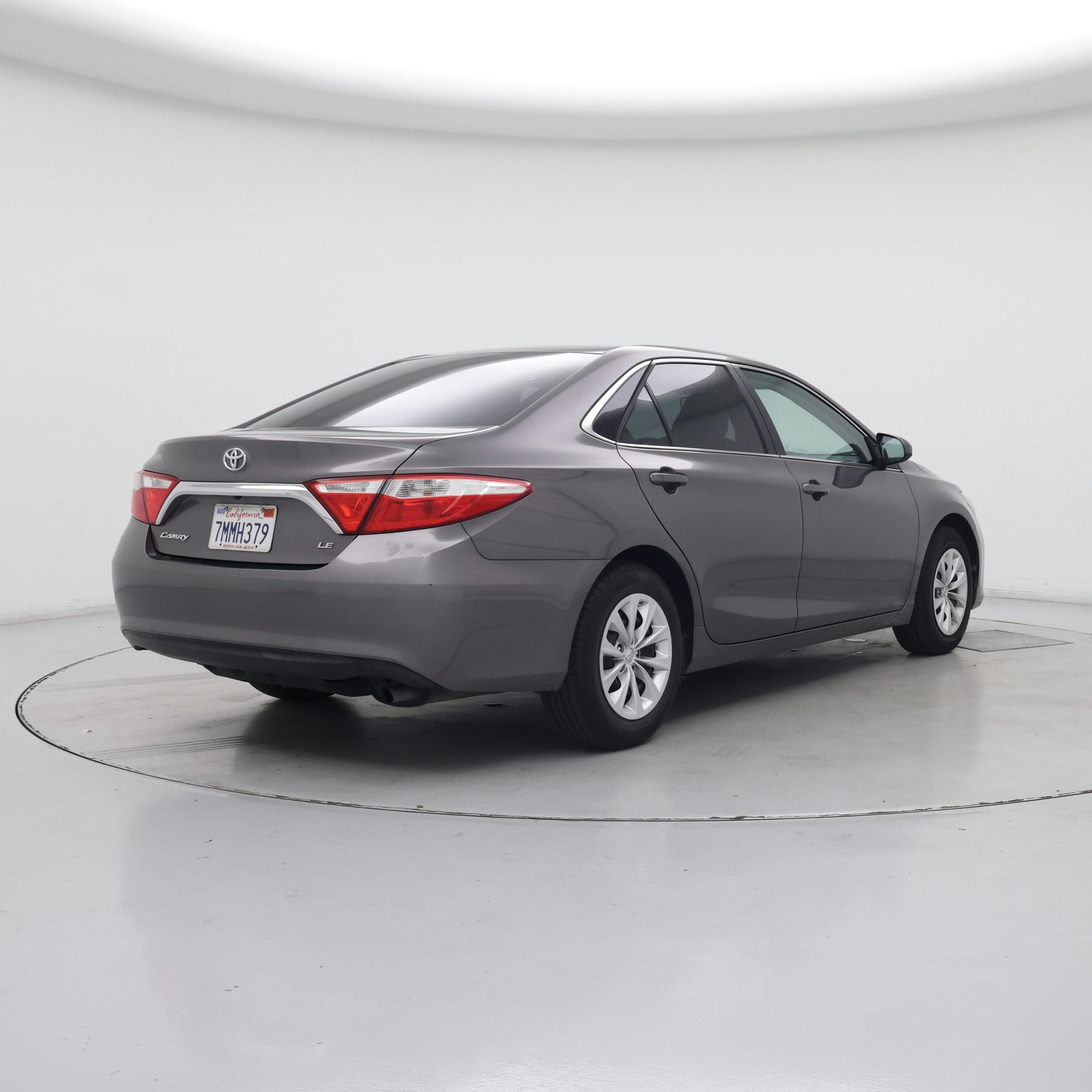 Thumbnail: 2015 Toyota Camry - 8