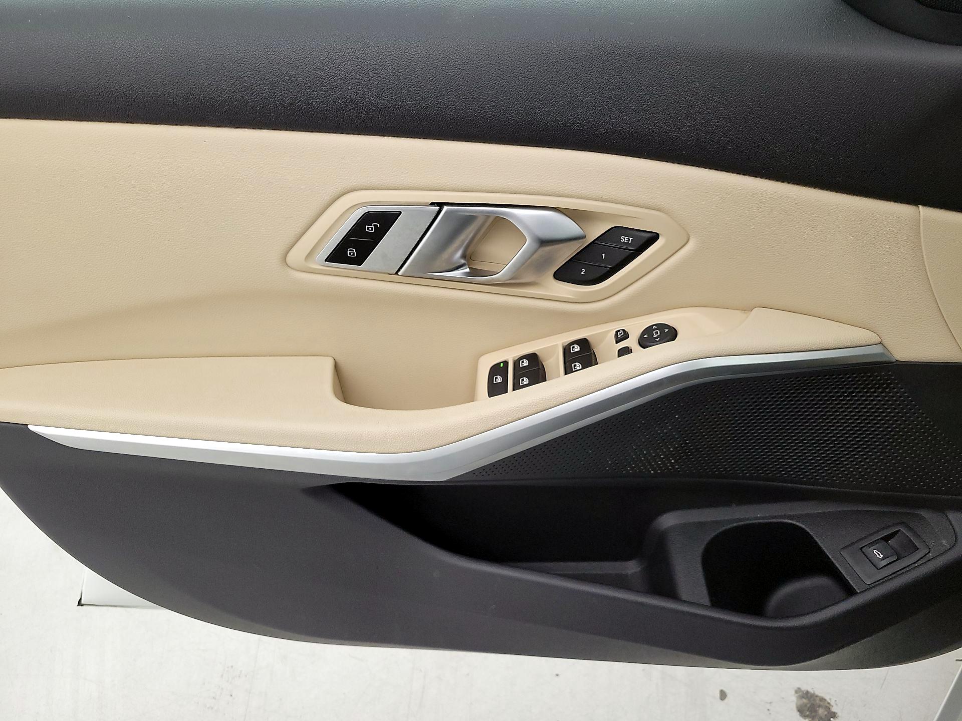 Thumbnail: 2020 BMW 3 Series - 12