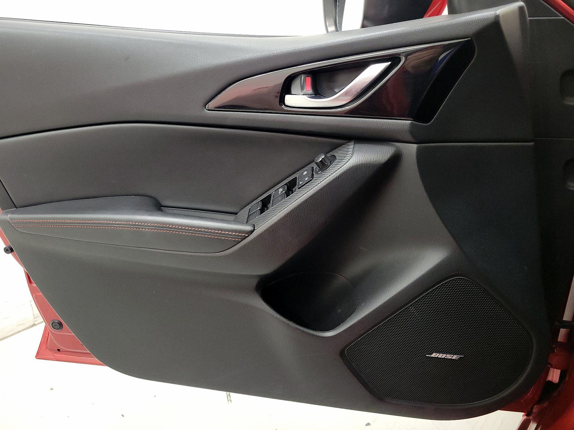 Thumbnail: 2016 Mazda Mazda3 - 12