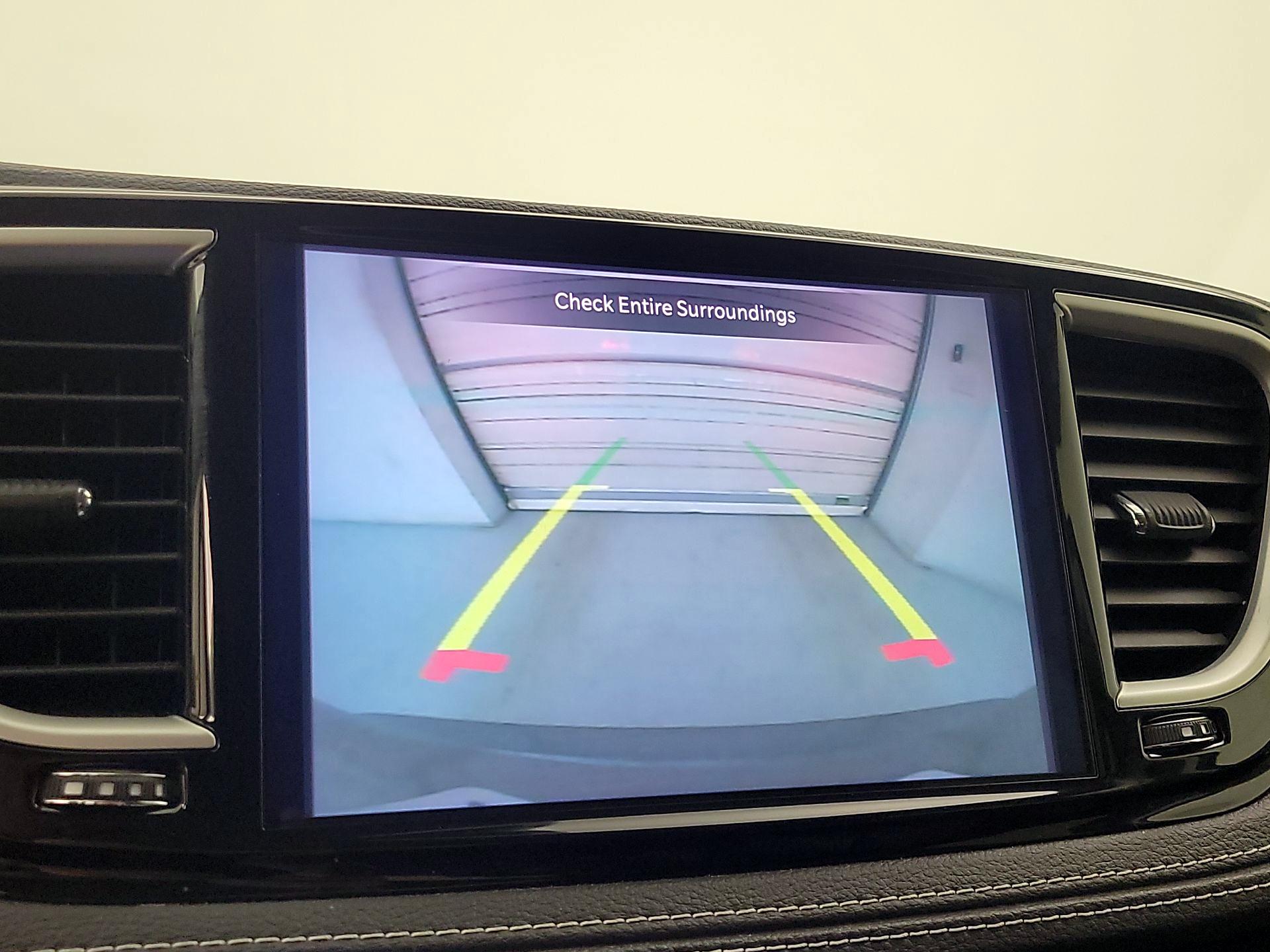 Thumbnail: 2022 Chrysler Pacifica - 14