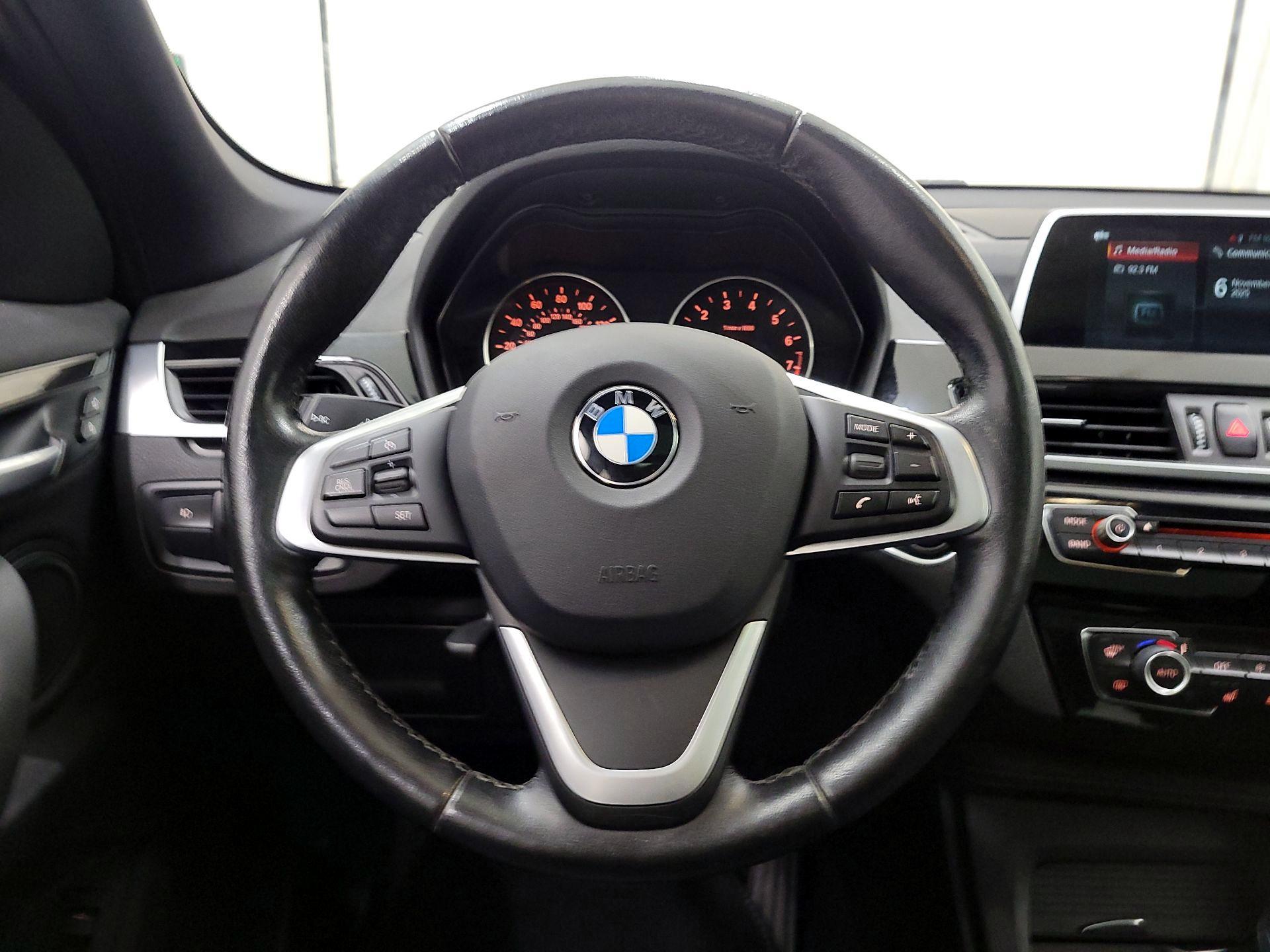 Thumbnail: 2018 BMW X1 - 10